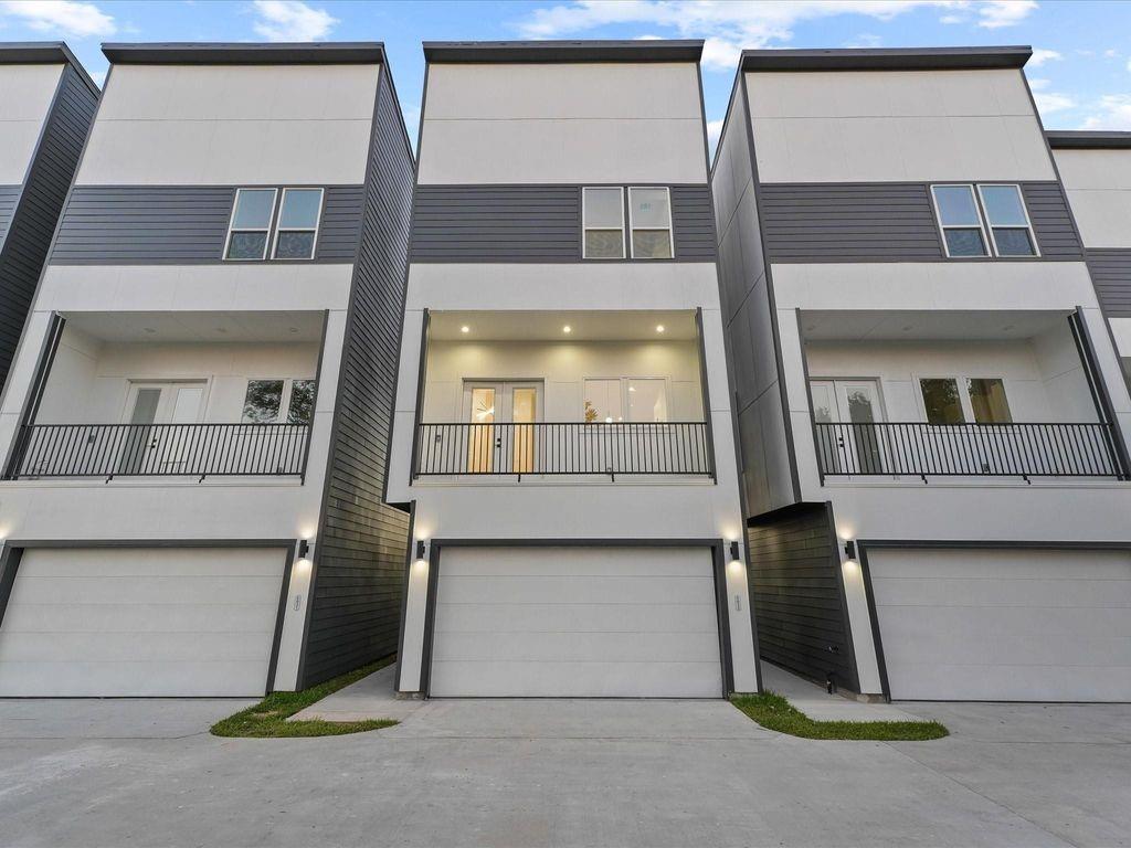 6627 Katarani Drive