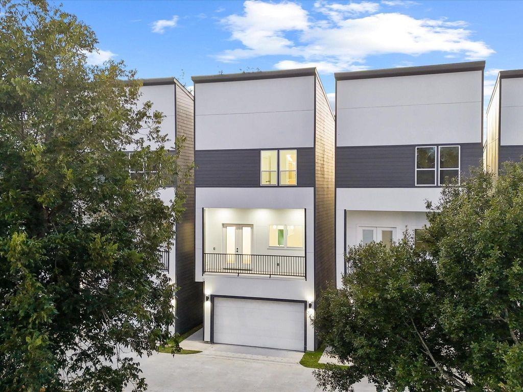 6627 Katarani Drive
