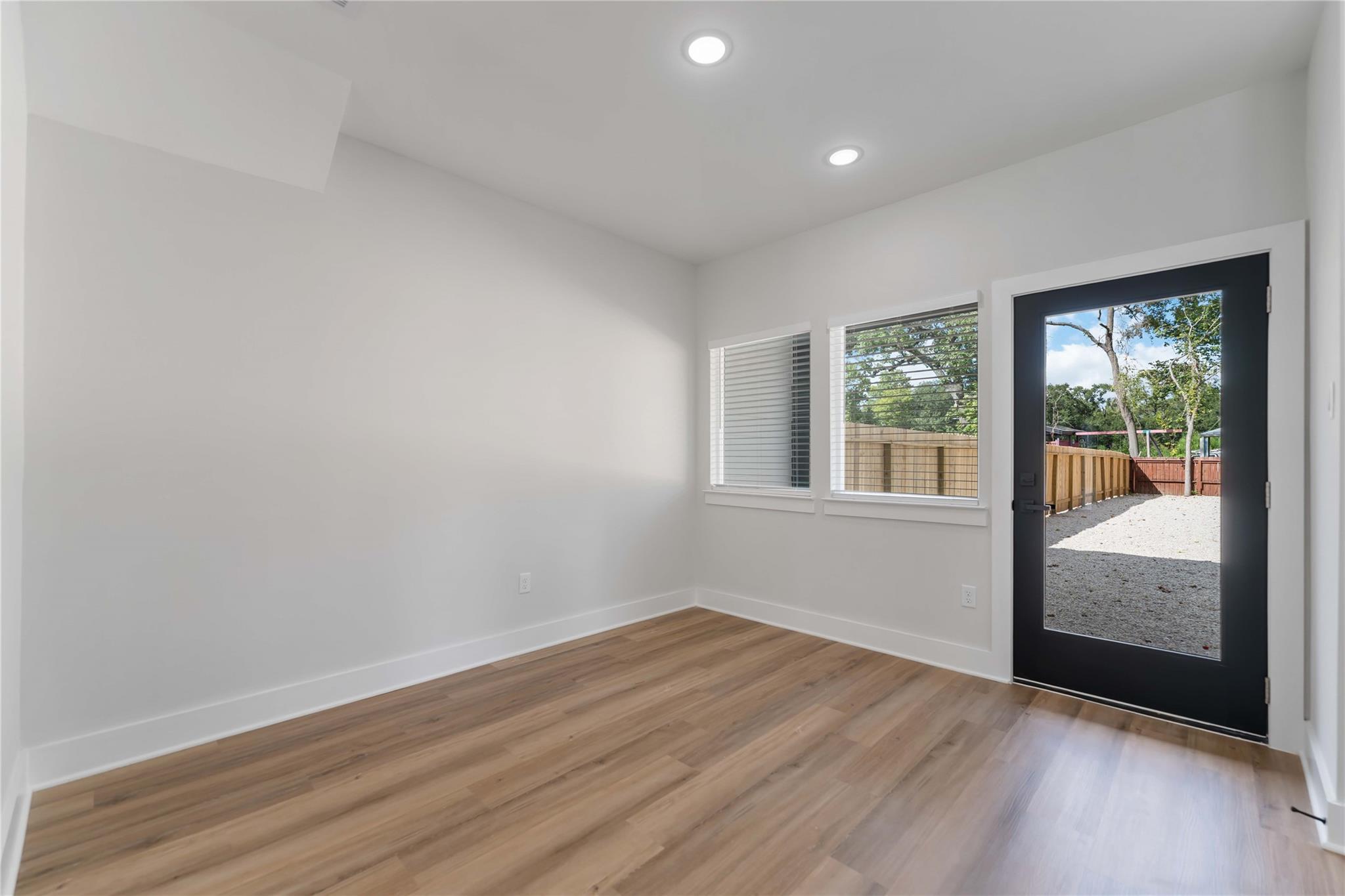 6909 S Hall Street # B, Houston Unit: B