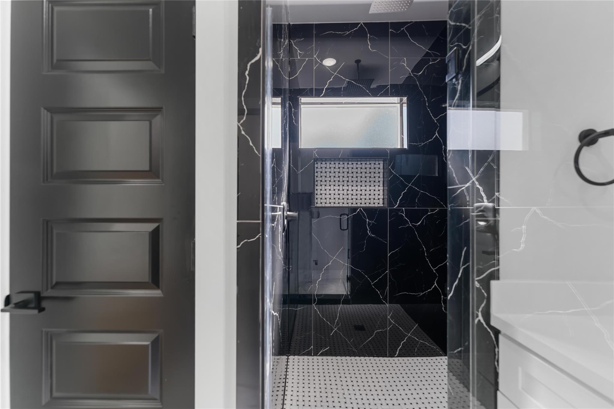 6909 S Hall Street # B, Houston Unit: B