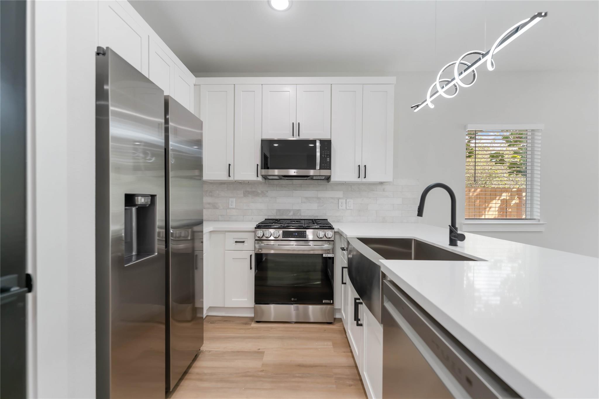 6909 S Hall Street # B, Houston Unit: B