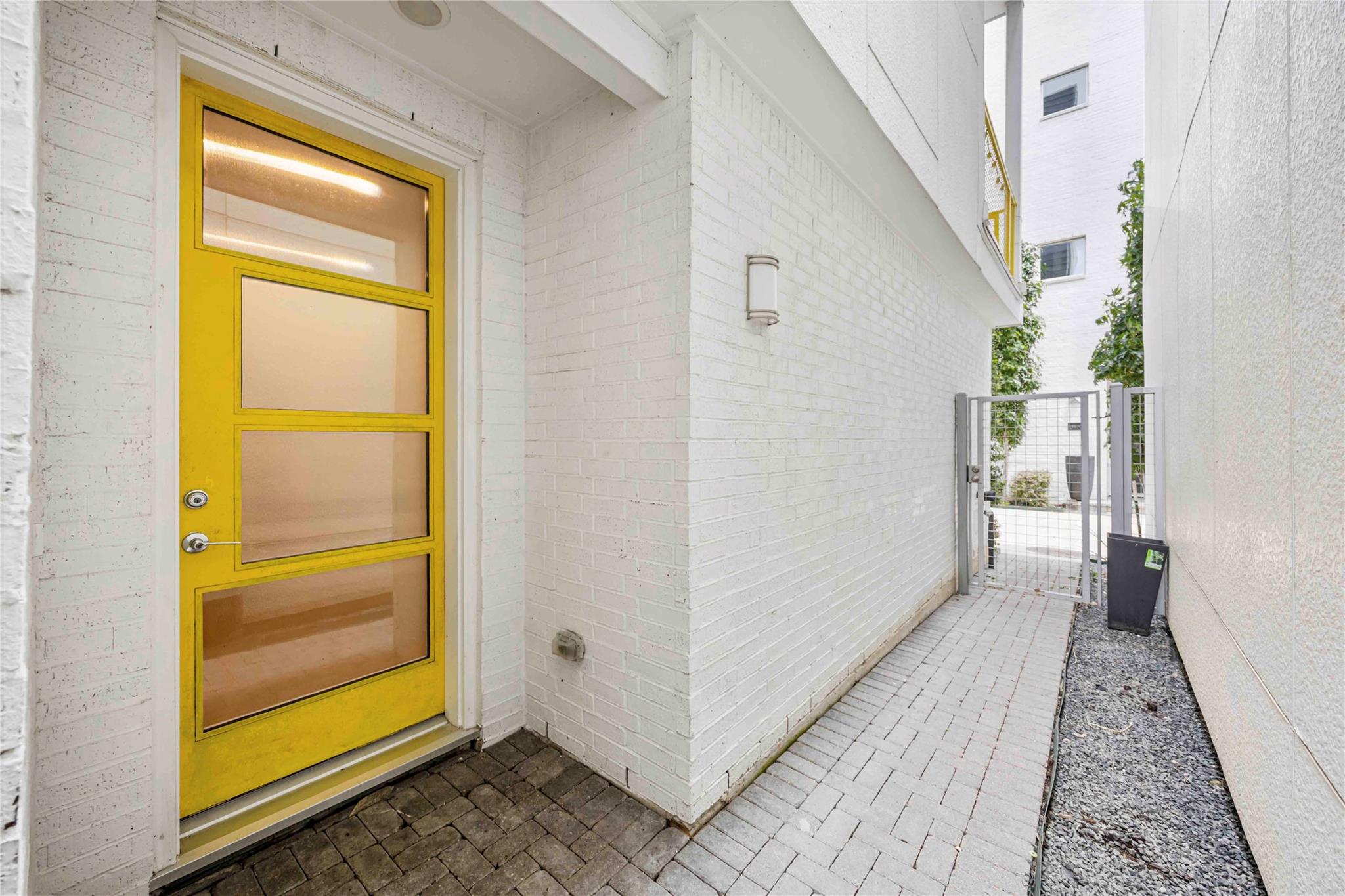 1211 Hickory Street Unit: E