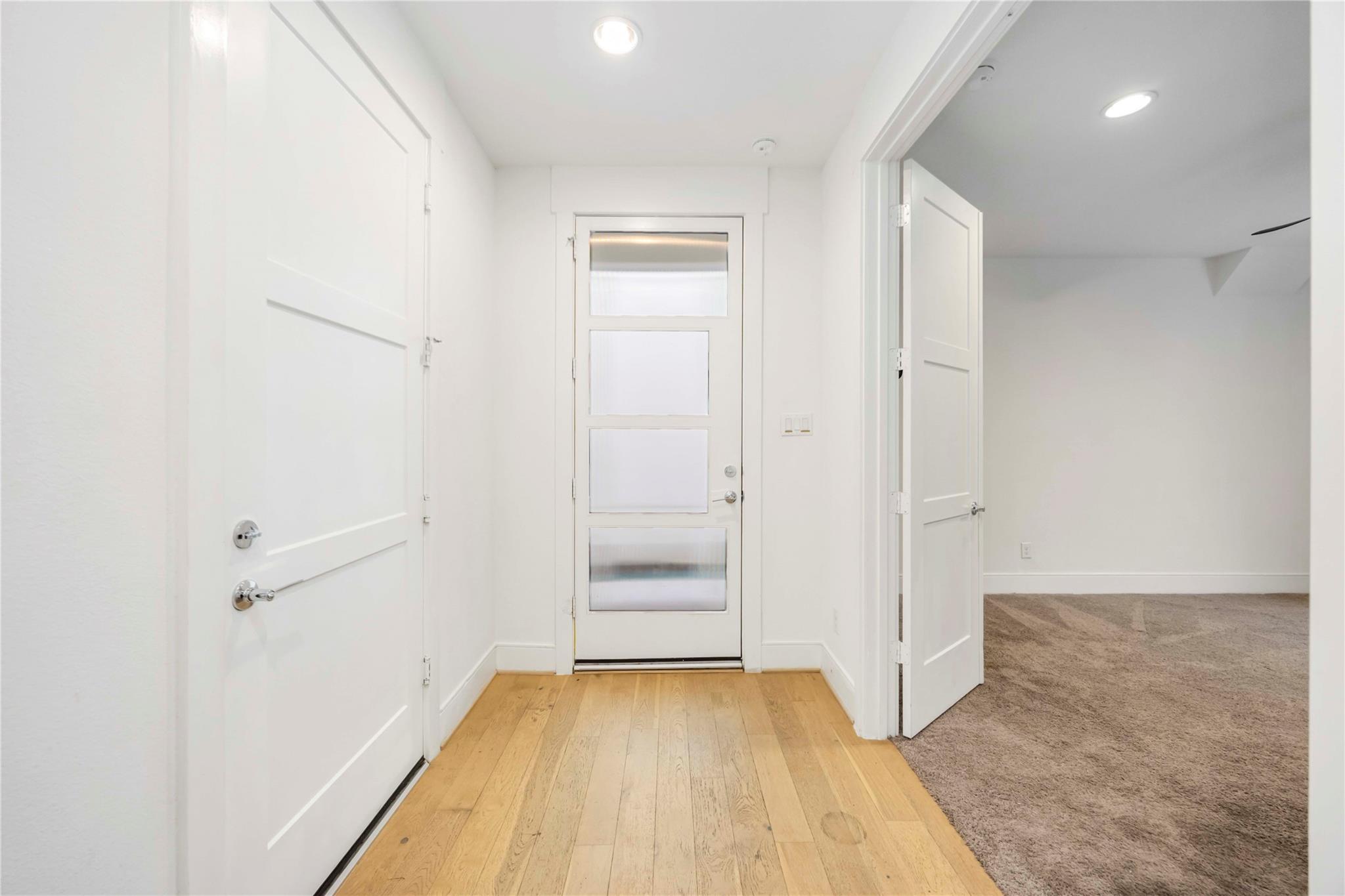 1211 Hickory Street Unit: E