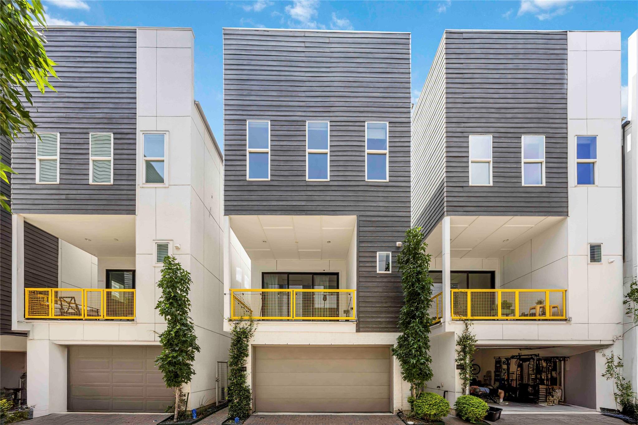 1211 Hickory Street Unit: E