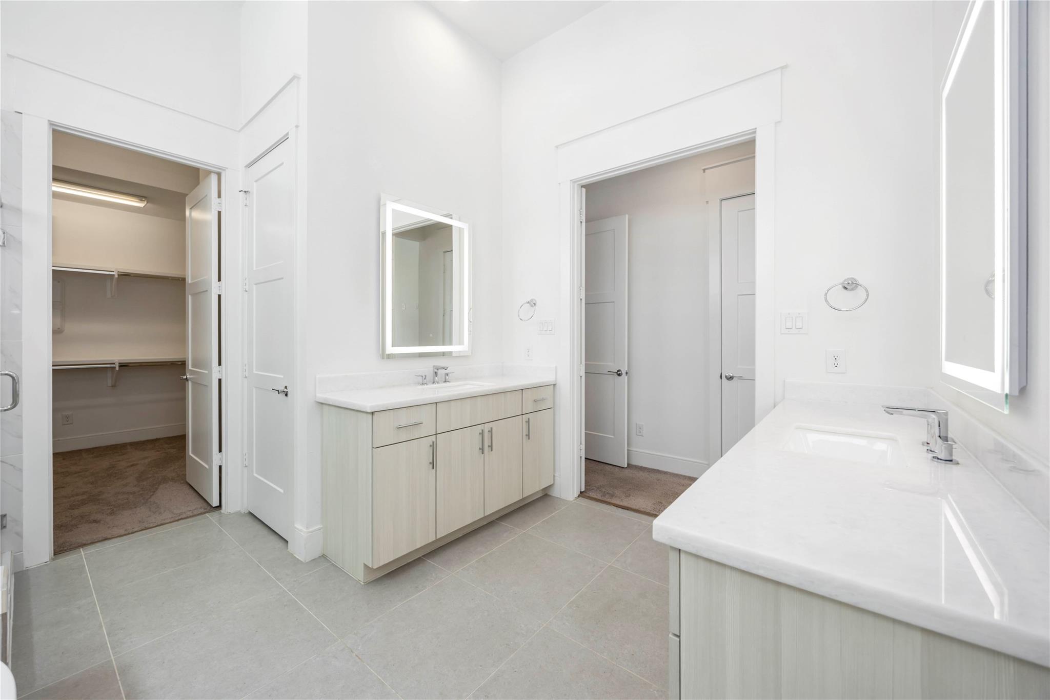 1211 Hickory Street Unit: E
