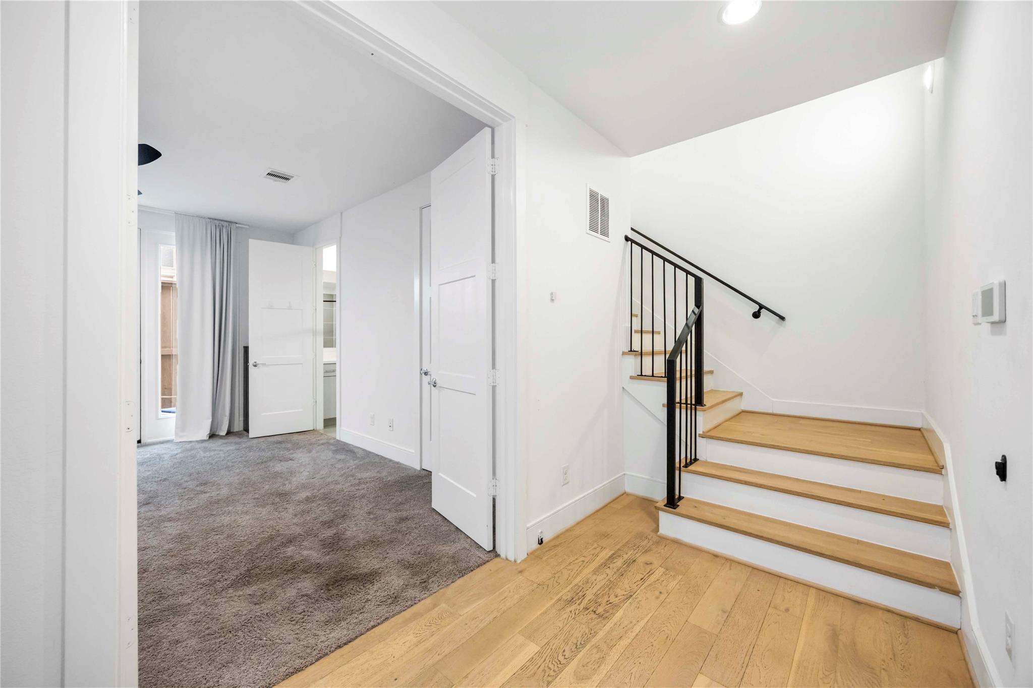 1211 Hickory Street Unit: E