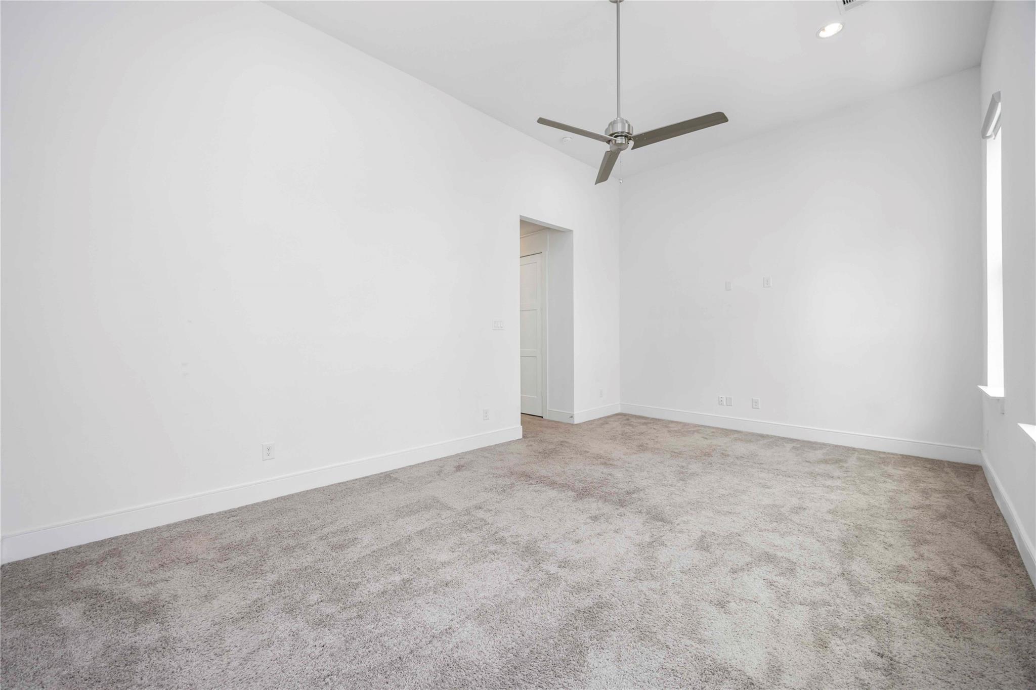 1211 Hickory Street Unit: E