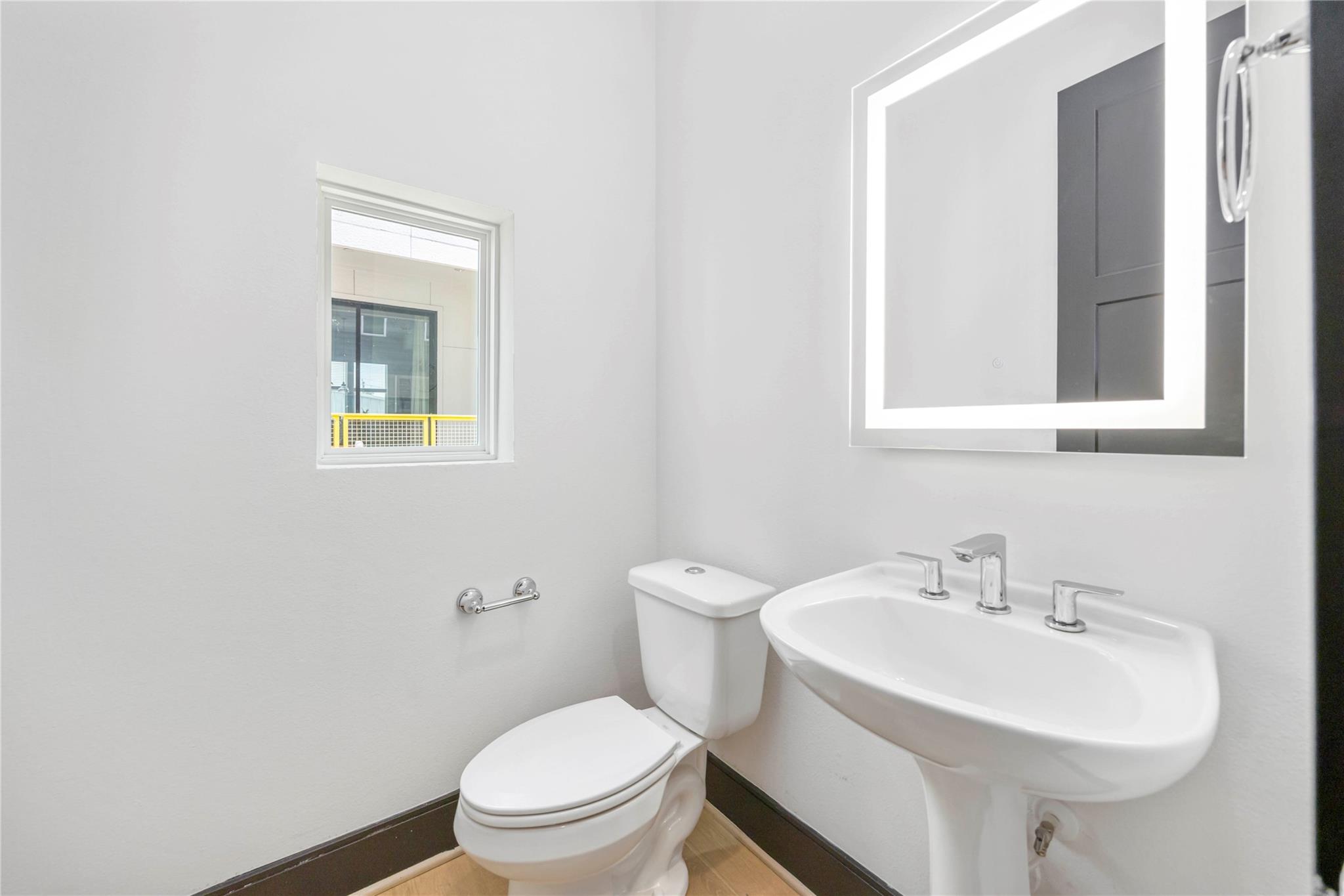 1211 Hickory Street Unit: E