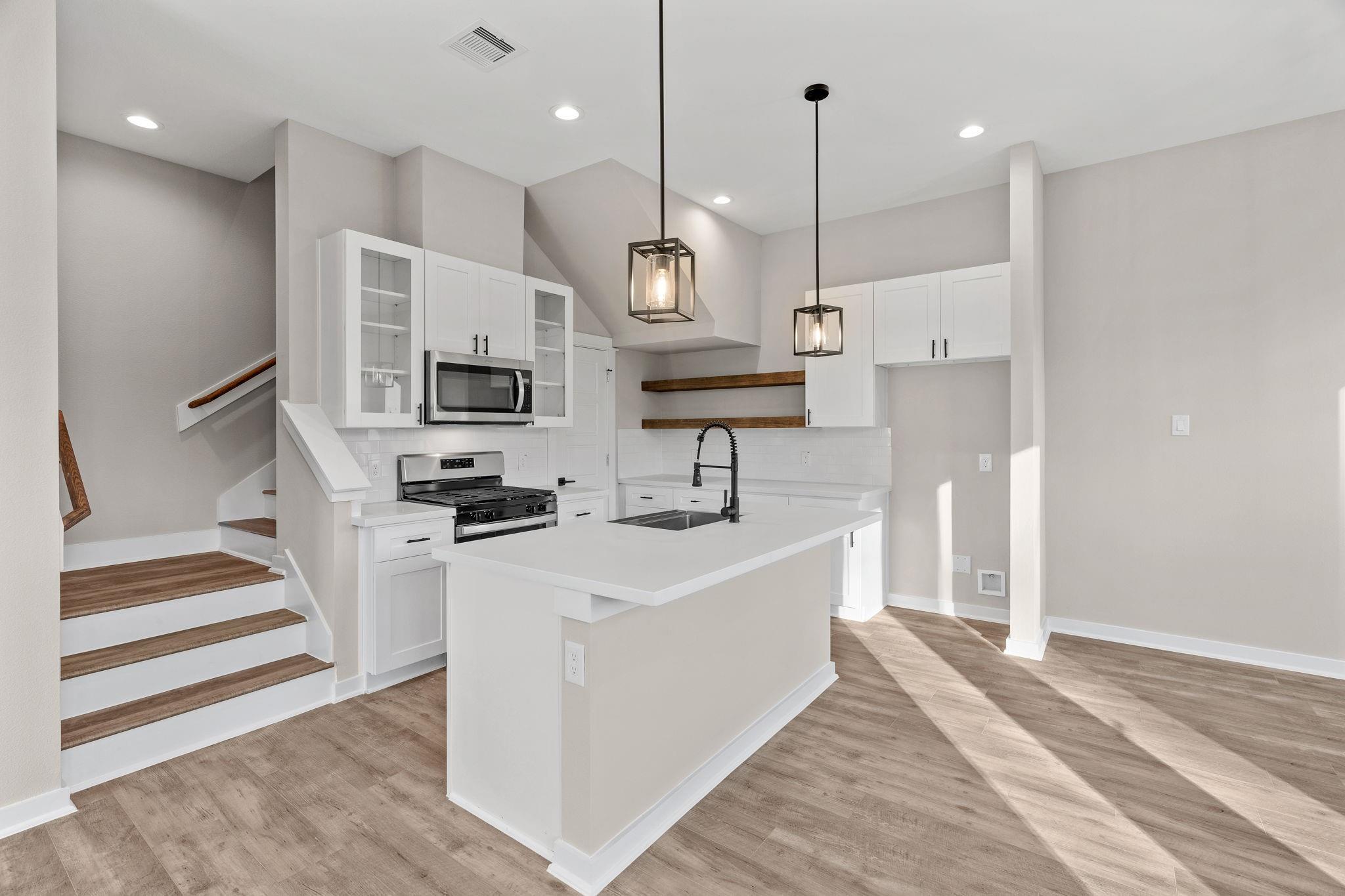 5915 Wheatley Hollow Lane