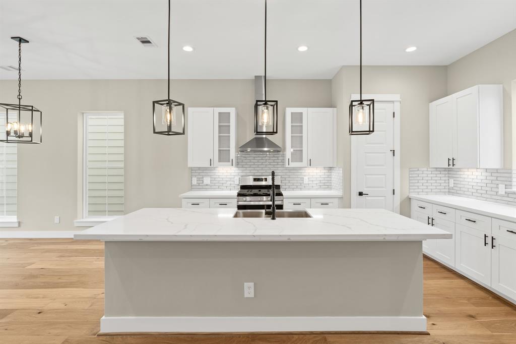 905 Thornton Road Unit: E