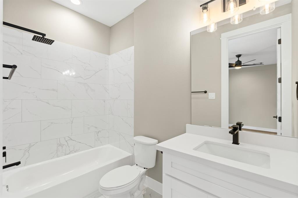 905 Thornton Road Unit: E