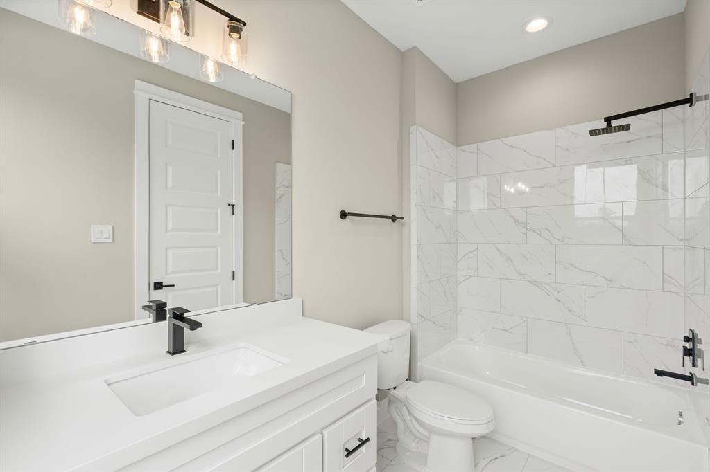 905 Thornton Road Unit: E