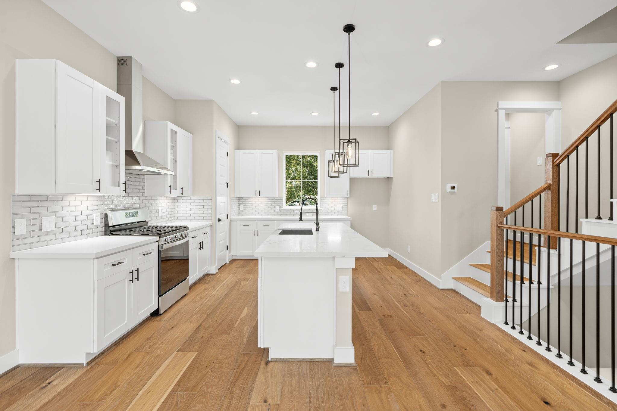 905 Thornton Road Unit: E