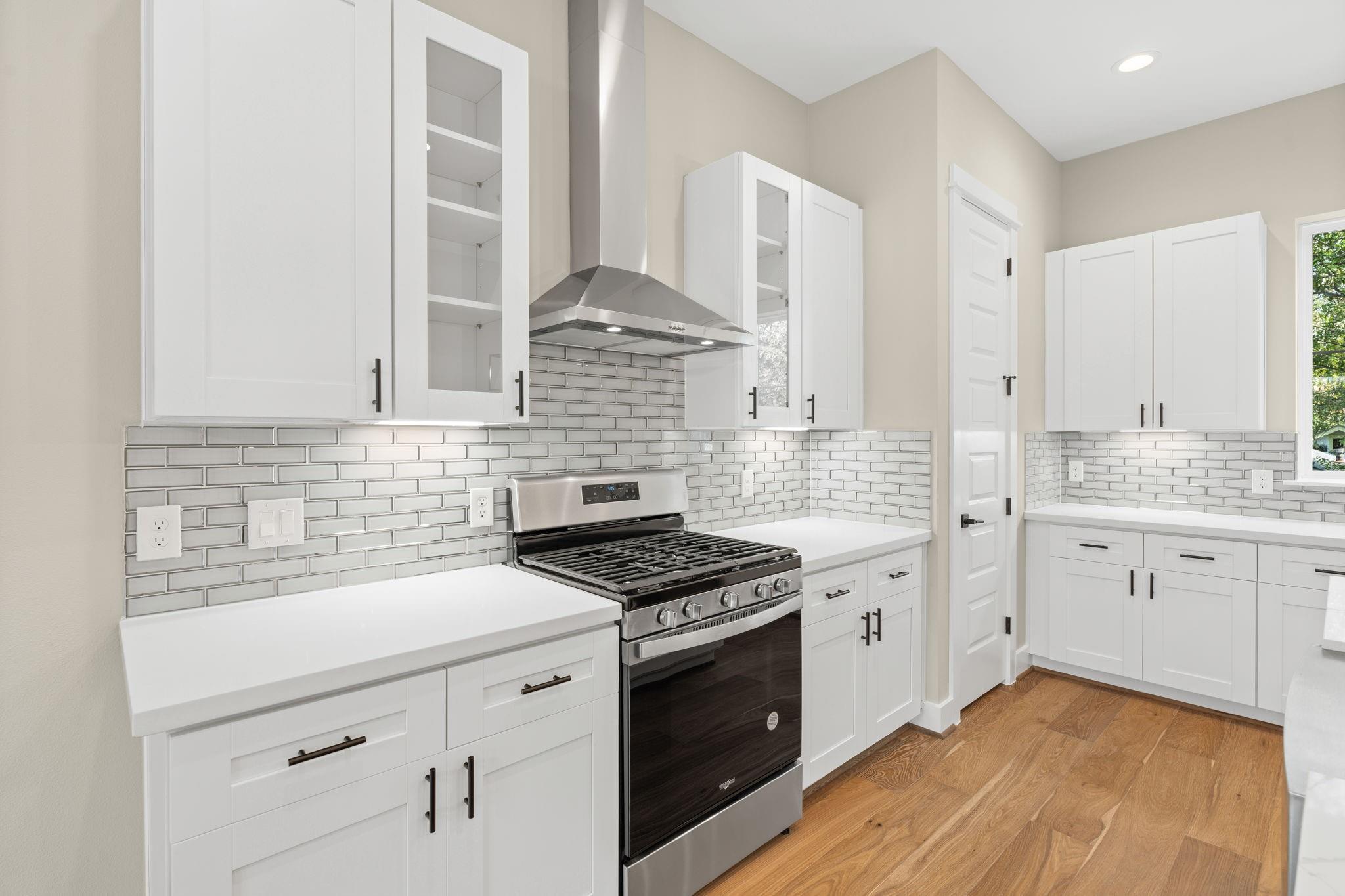 905 Thornton Road Unit: E