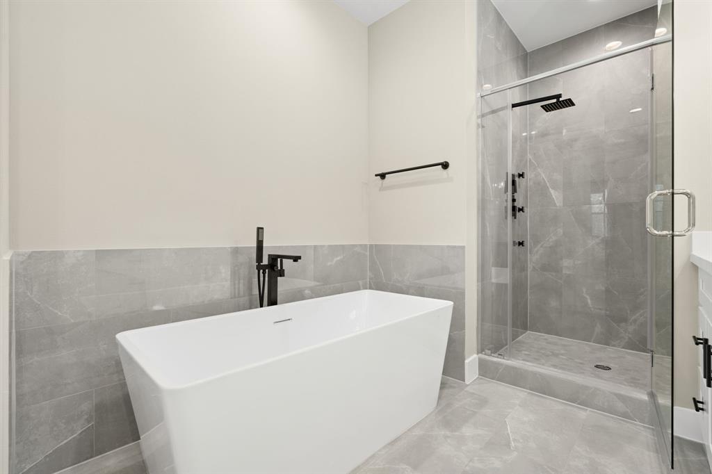 905 Thornton Road Unit: E
