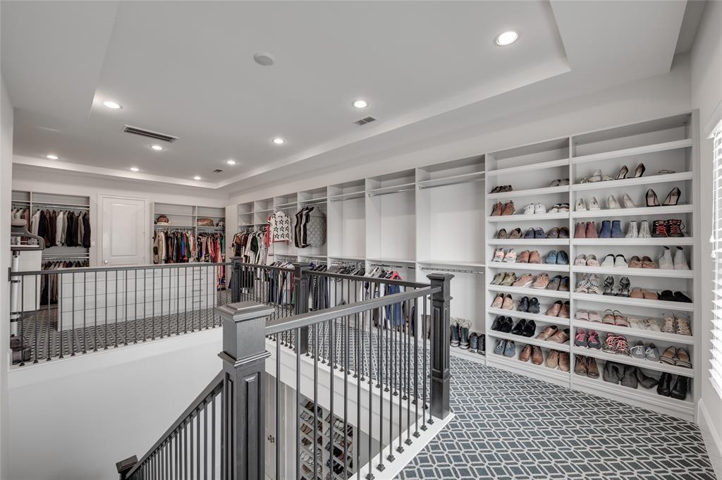 71 Amber Hollow Court