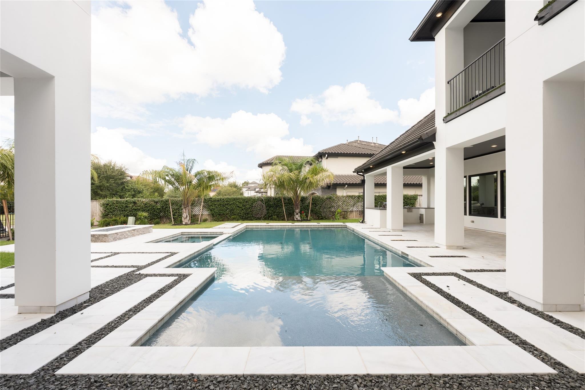 71 Amber Hollow Court