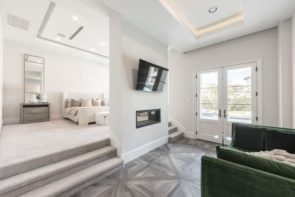 71 Amber Hollow Court