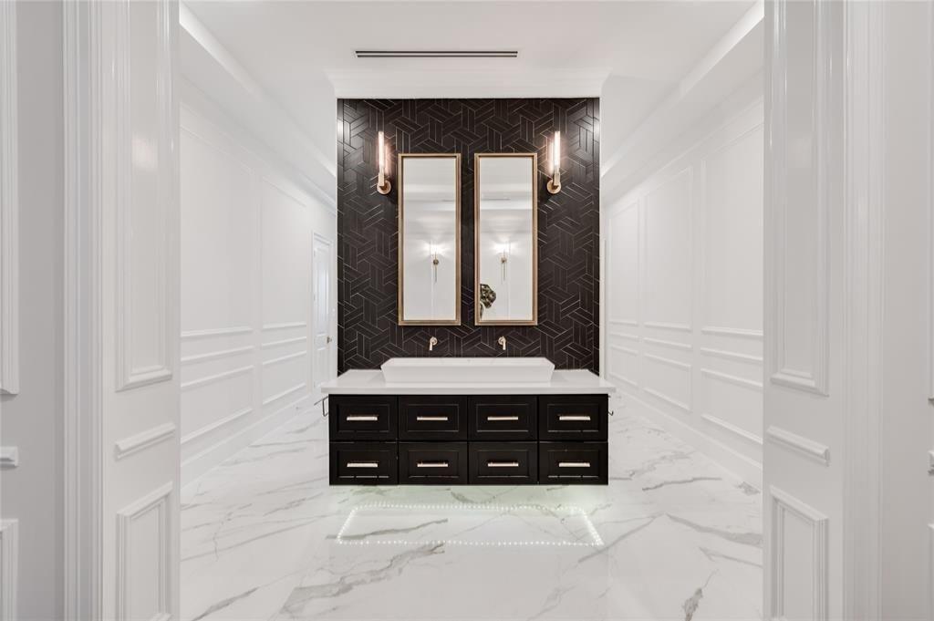 71 Amber Hollow Court