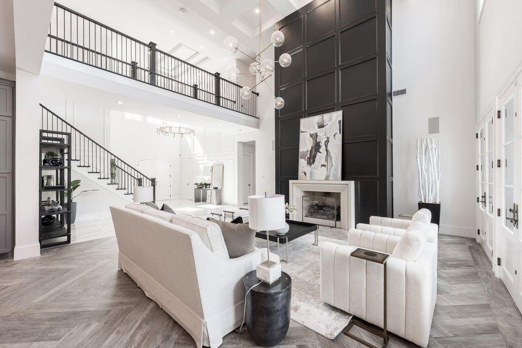 71 Amber Hollow Court