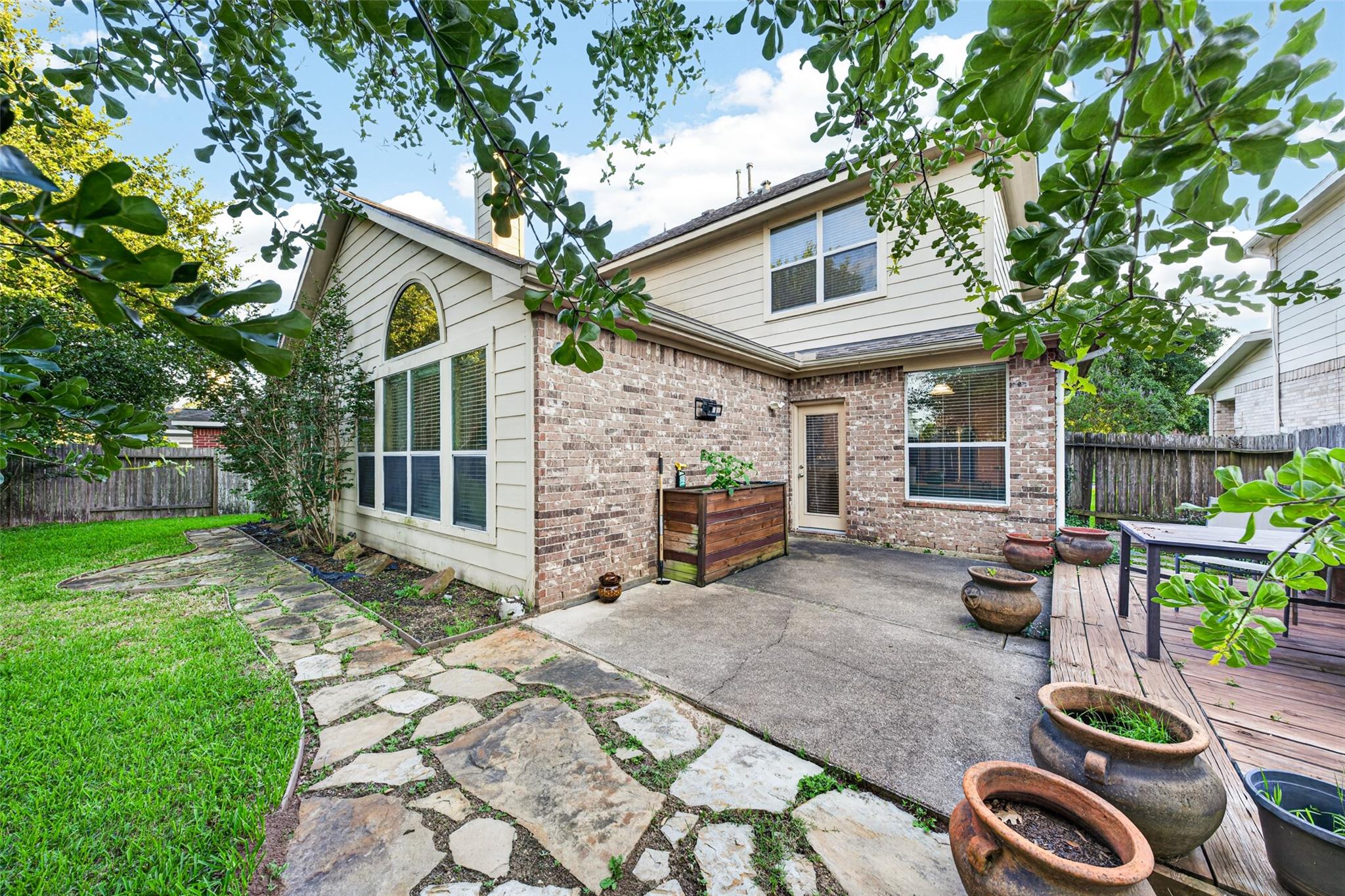 24742 Cobble Canyon Ln
