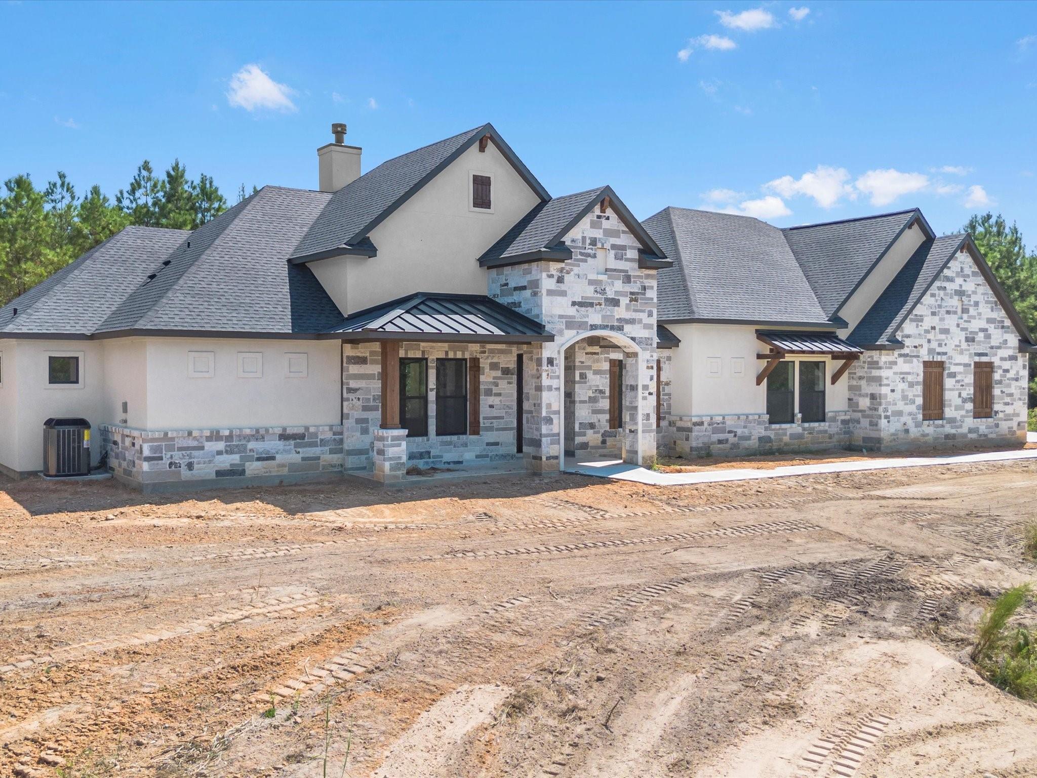 15621 Wood Grove Way