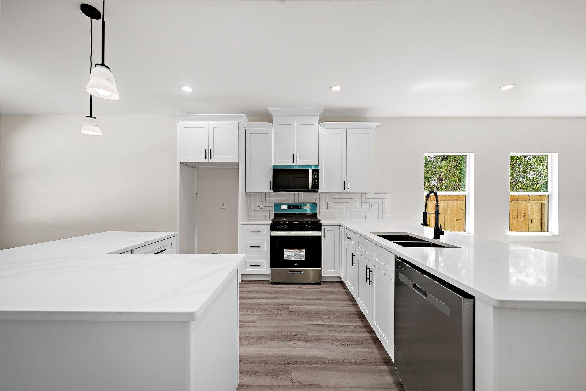 7714 N Howton Street