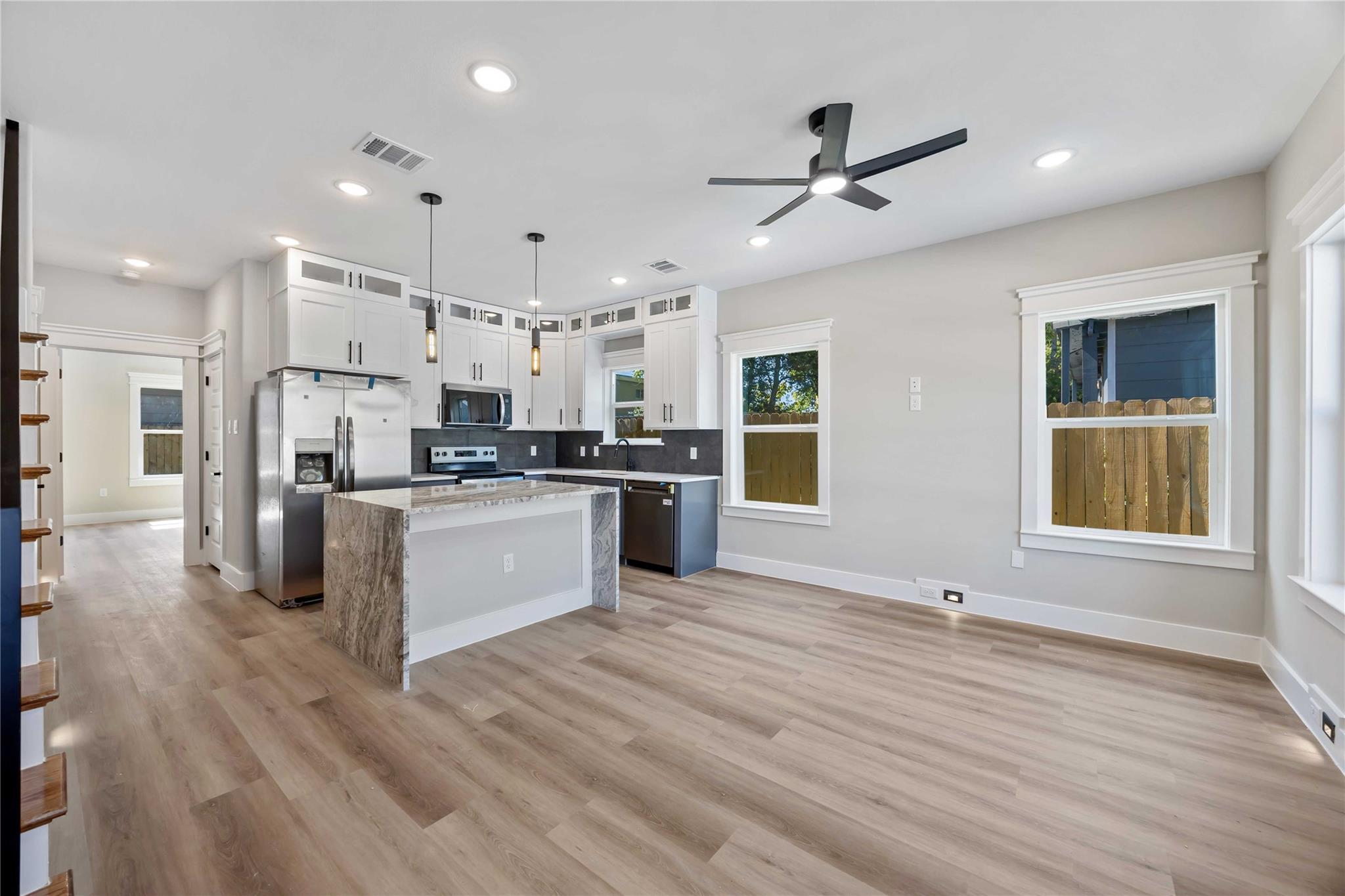 4624 Mayflower Street Unit: A/B