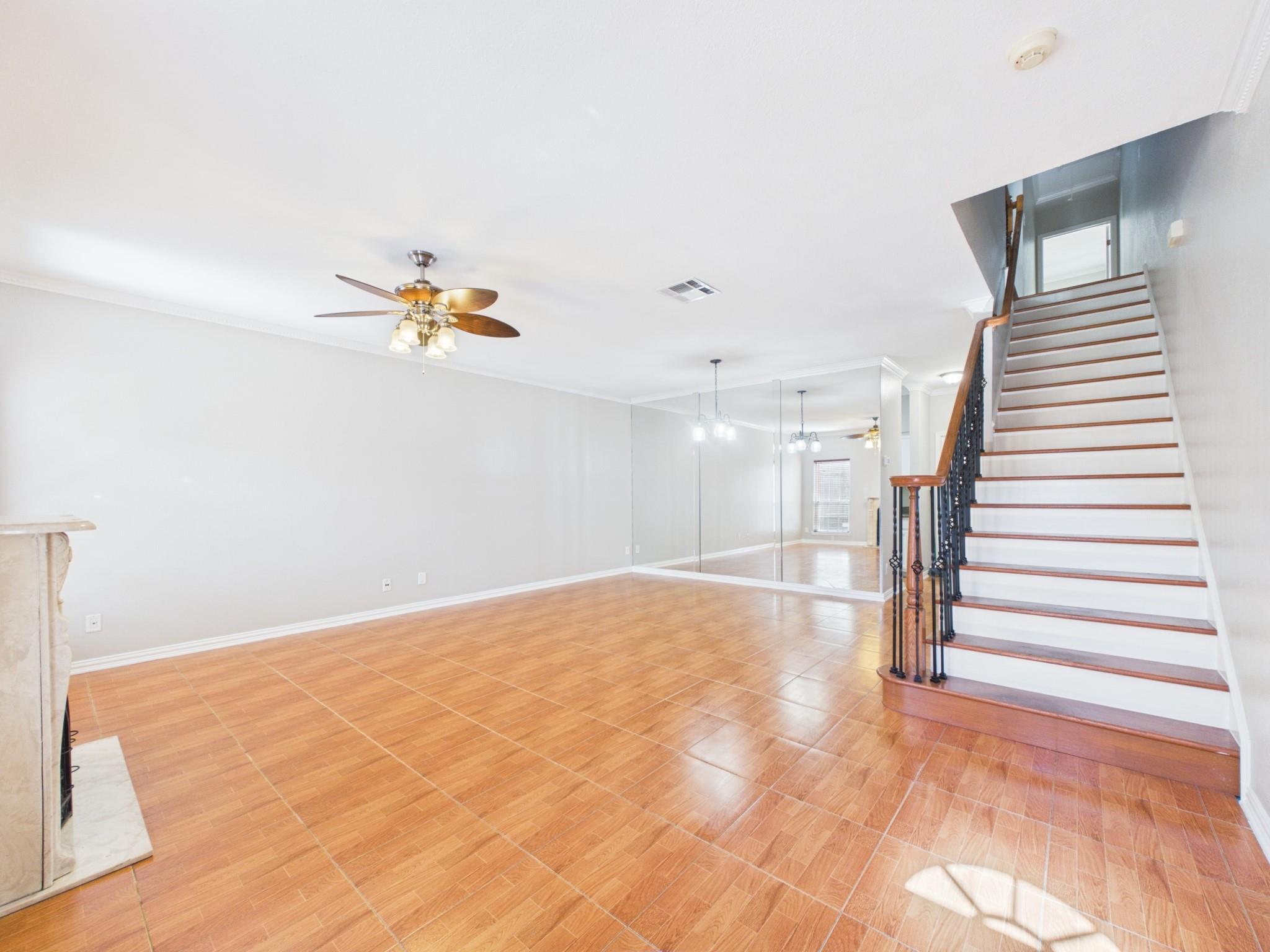 4001 Tanglewilde Street # 709