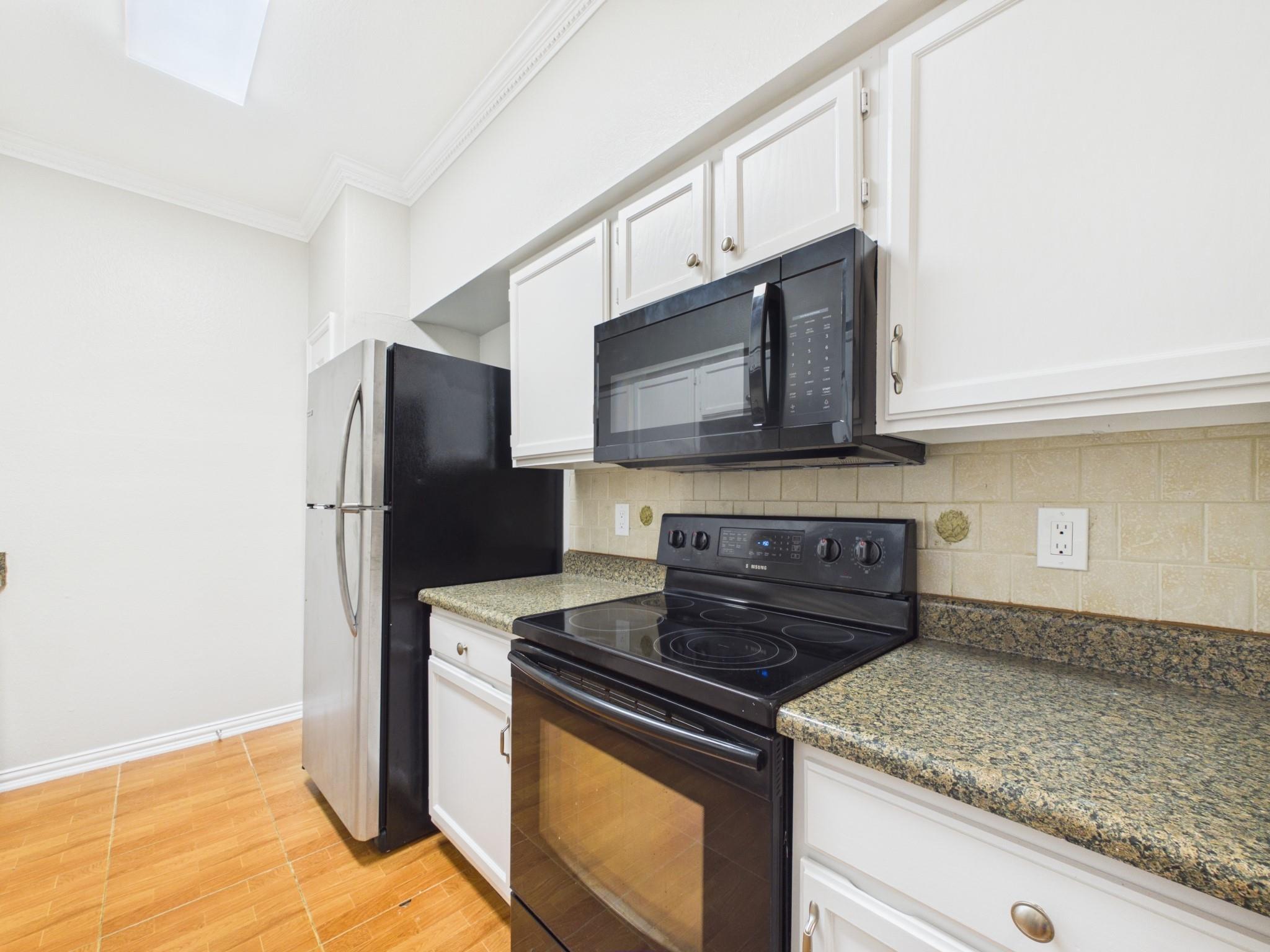 4001 Tanglewilde Street # 709