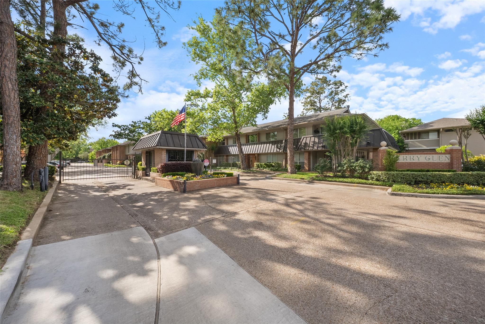 6563 Bayou Glen Road