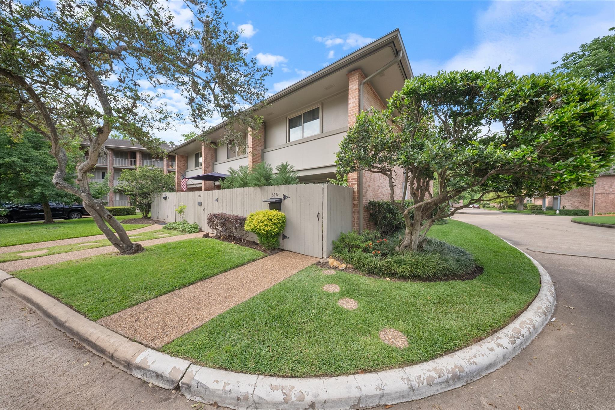 6563 Bayou Glen Road