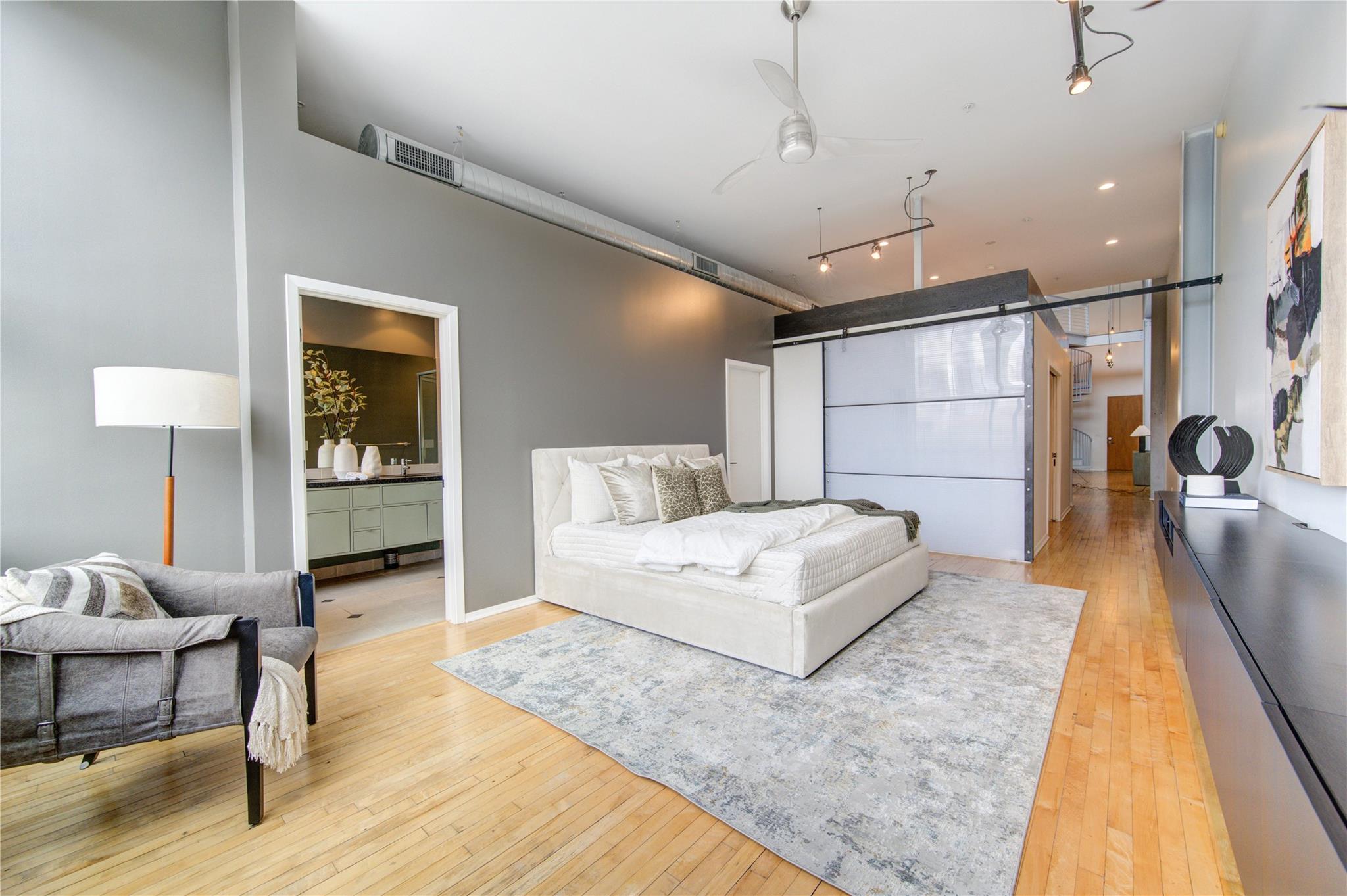 1312 Live Oak Street # 218