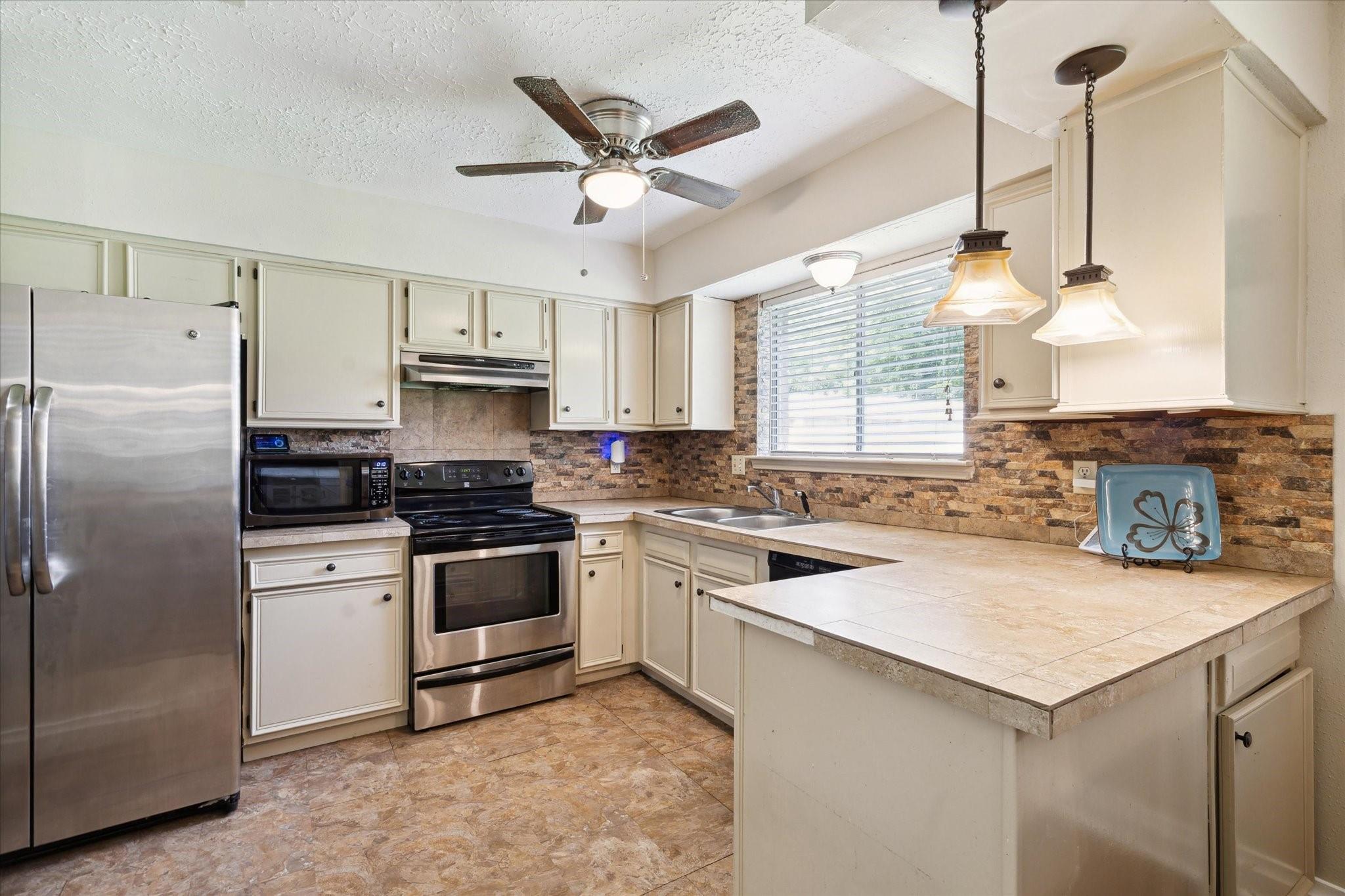 4226 Mossygate Drive, Spring