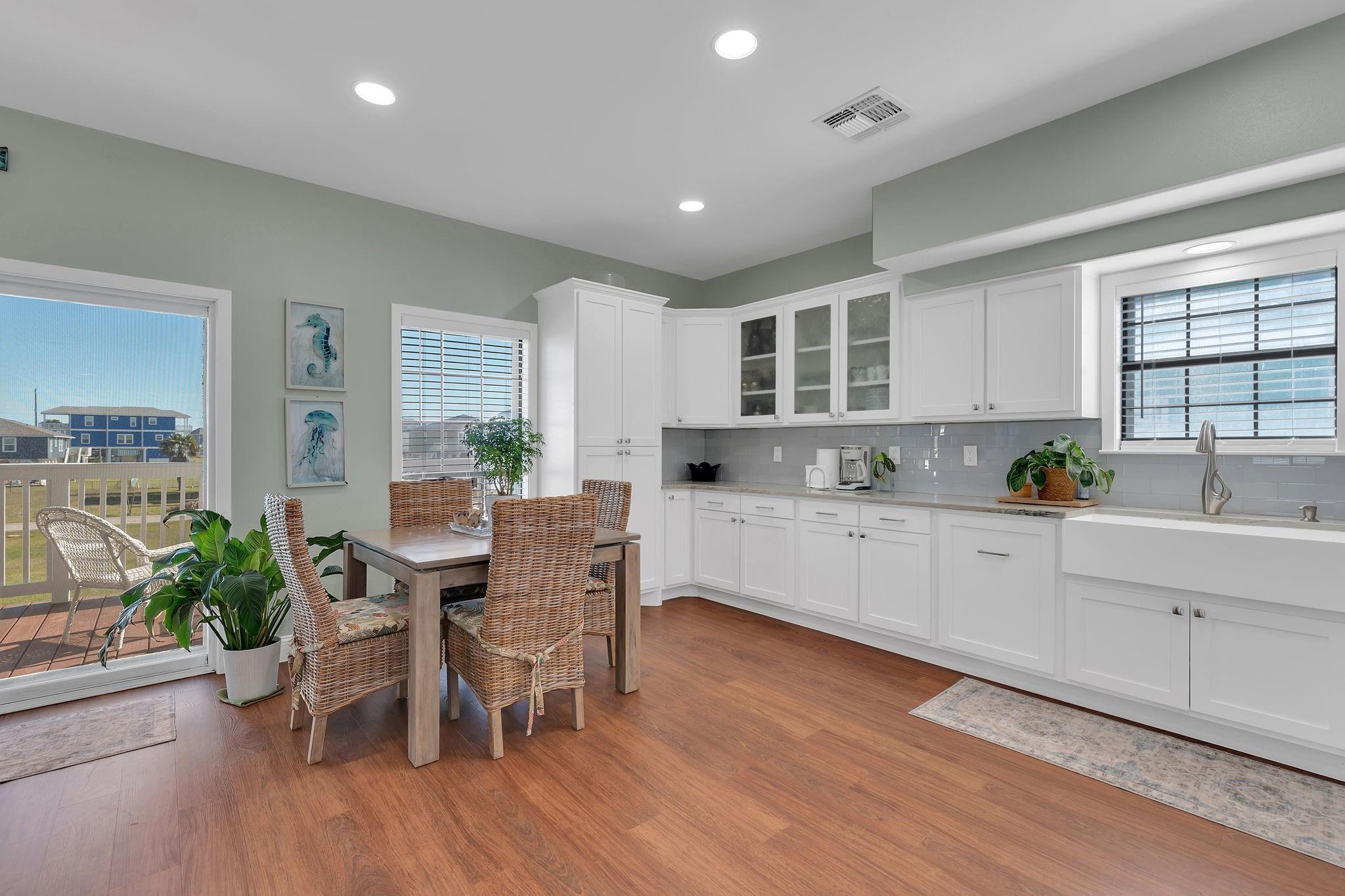 22901 Miramar Street