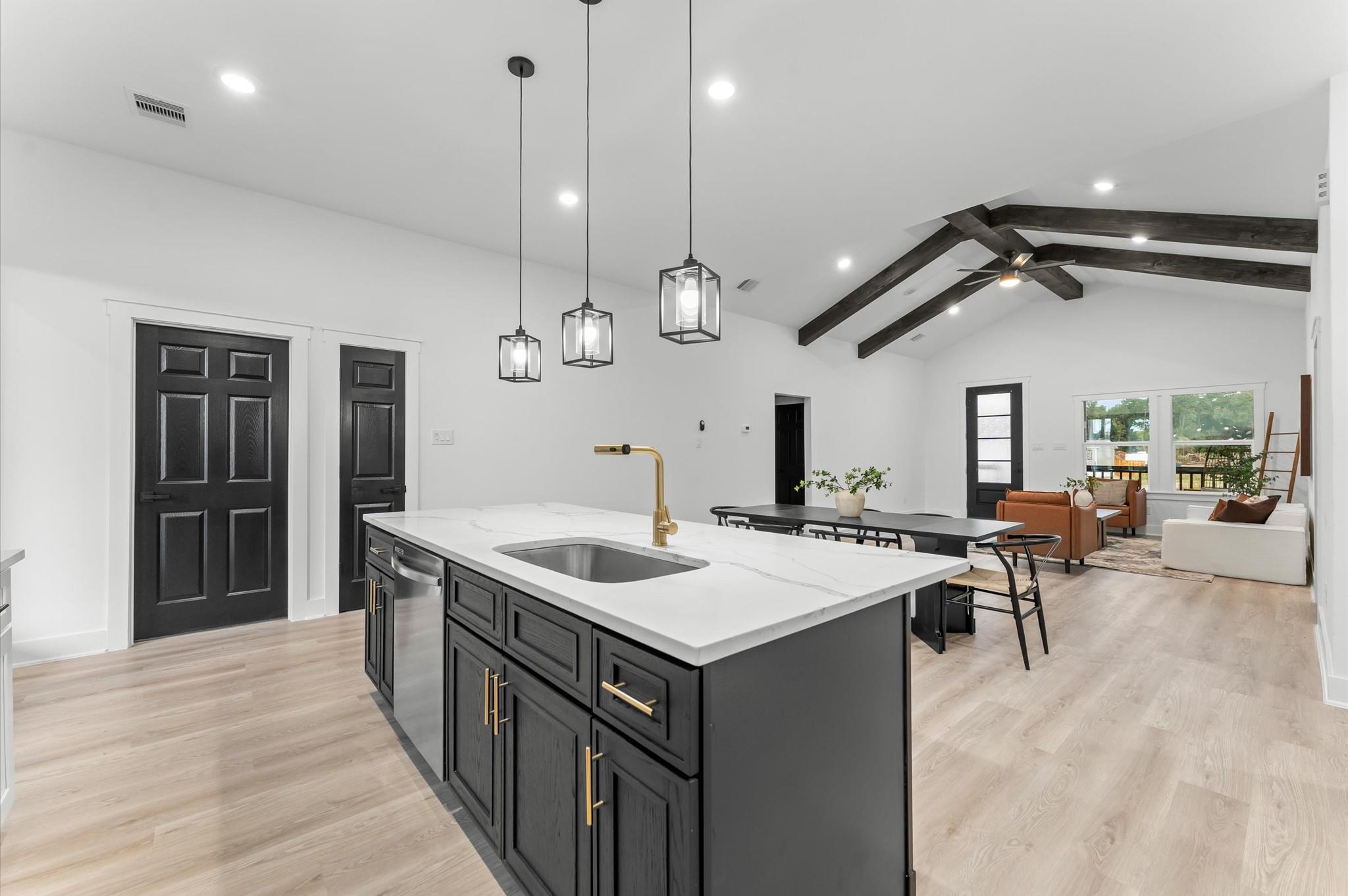 1133 Long Leaf Pine Street