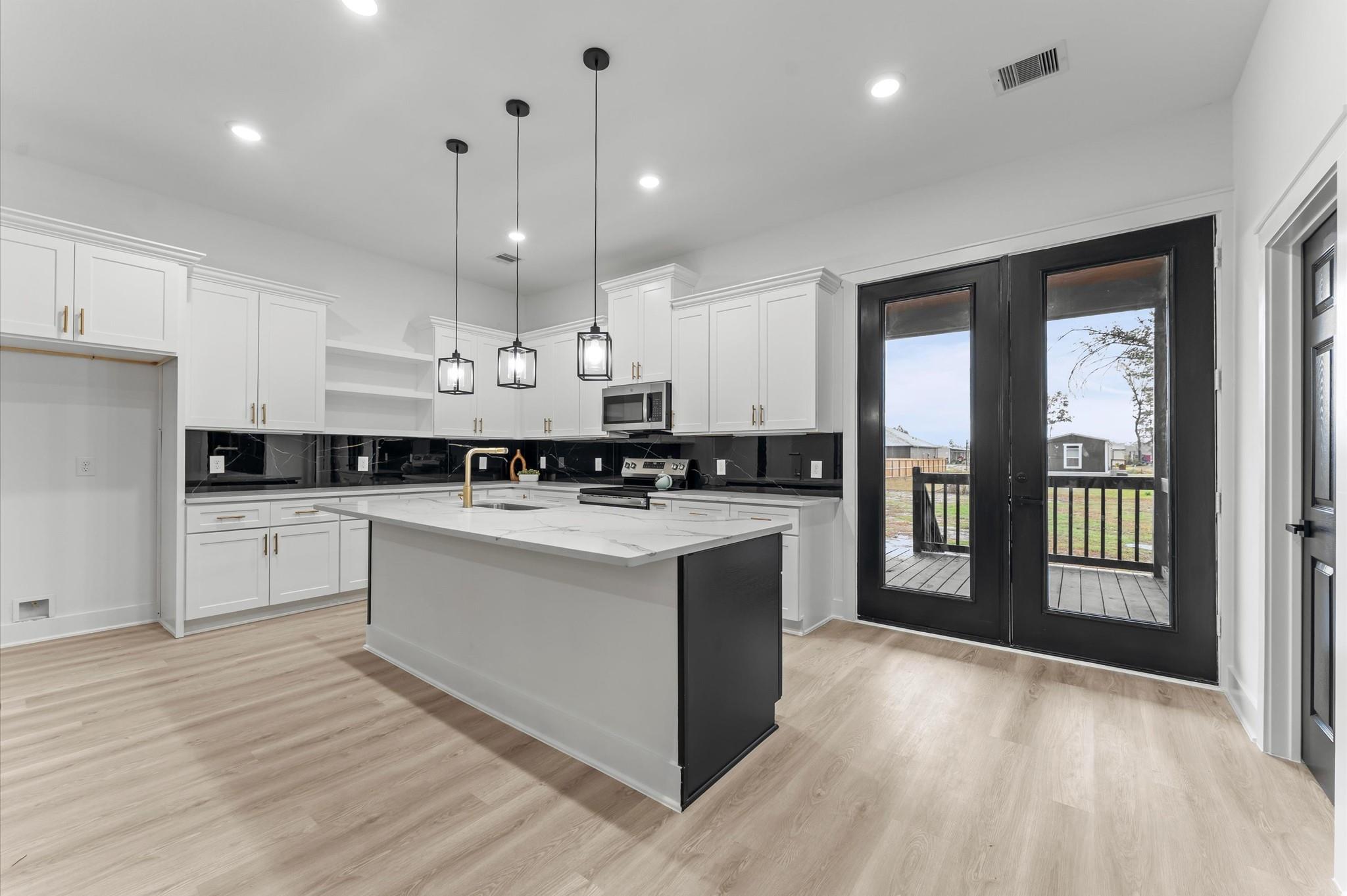 1133 Long Leaf Pine Street