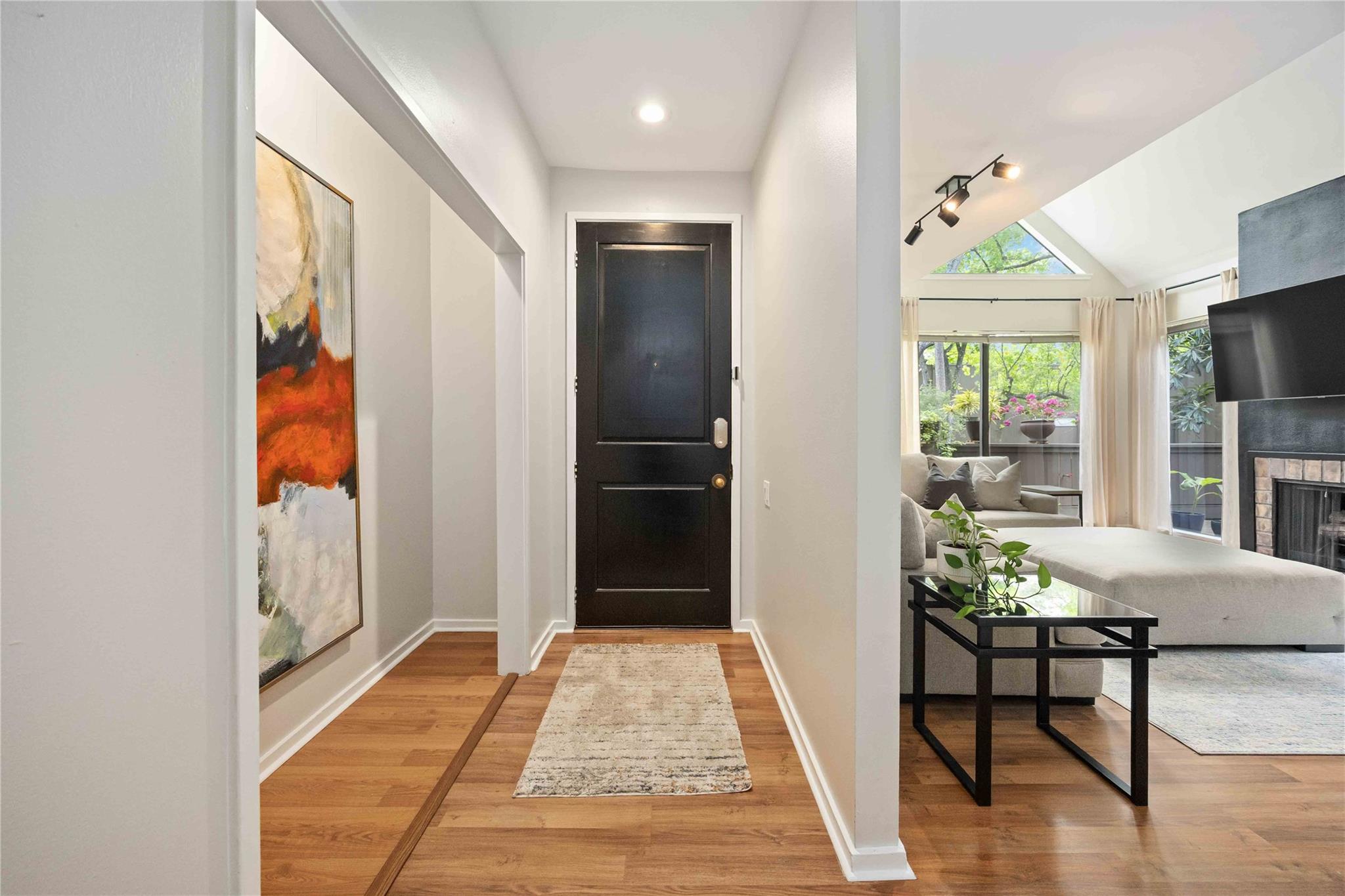 3 Litchfield Lane # 220