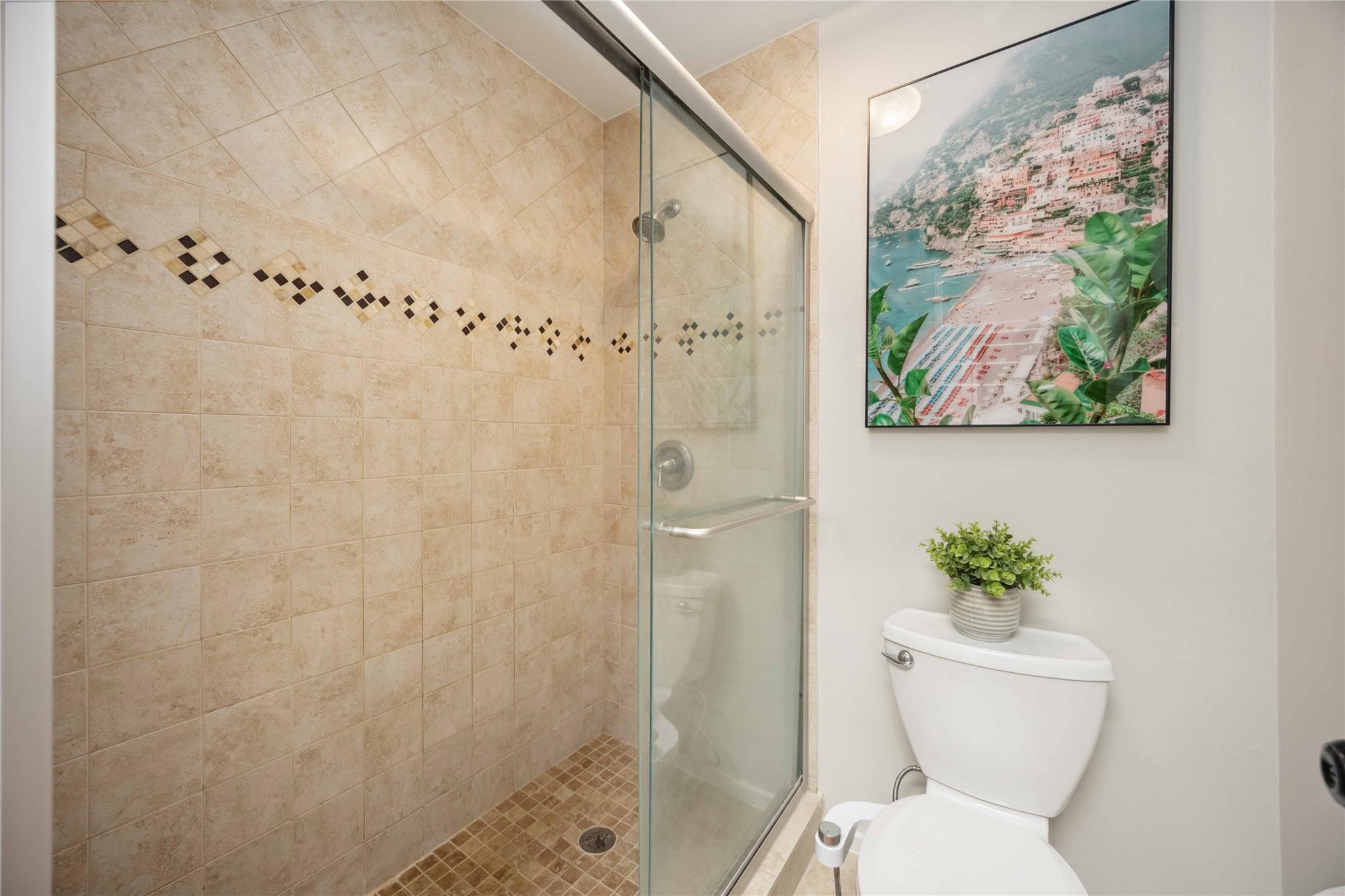 3 Litchfield Lane # 220