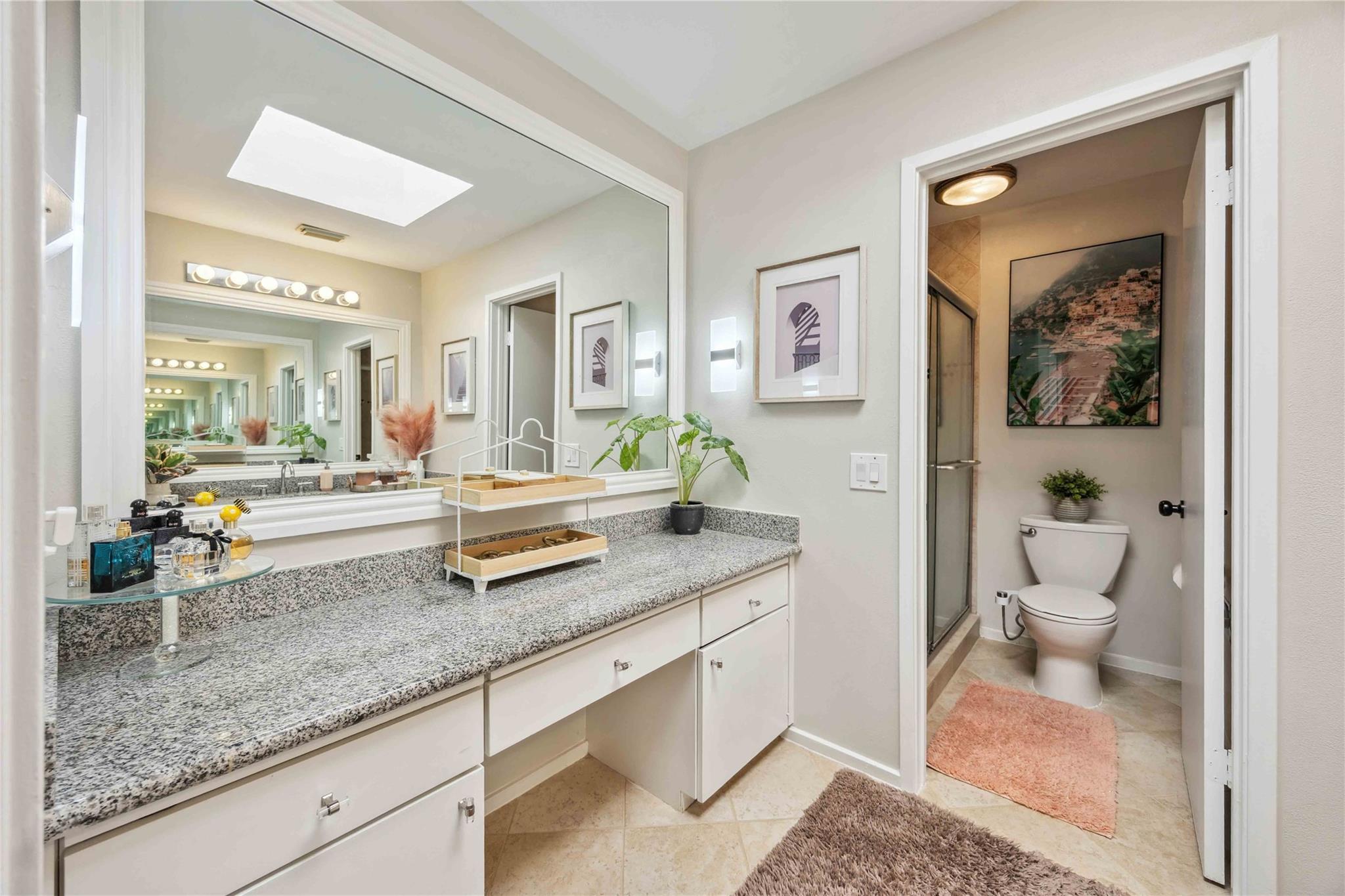 3 Litchfield Lane # 220