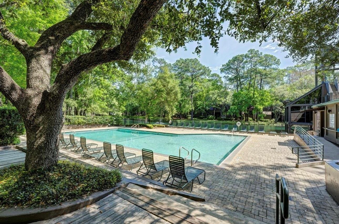 3 Litchfield Lane # 220