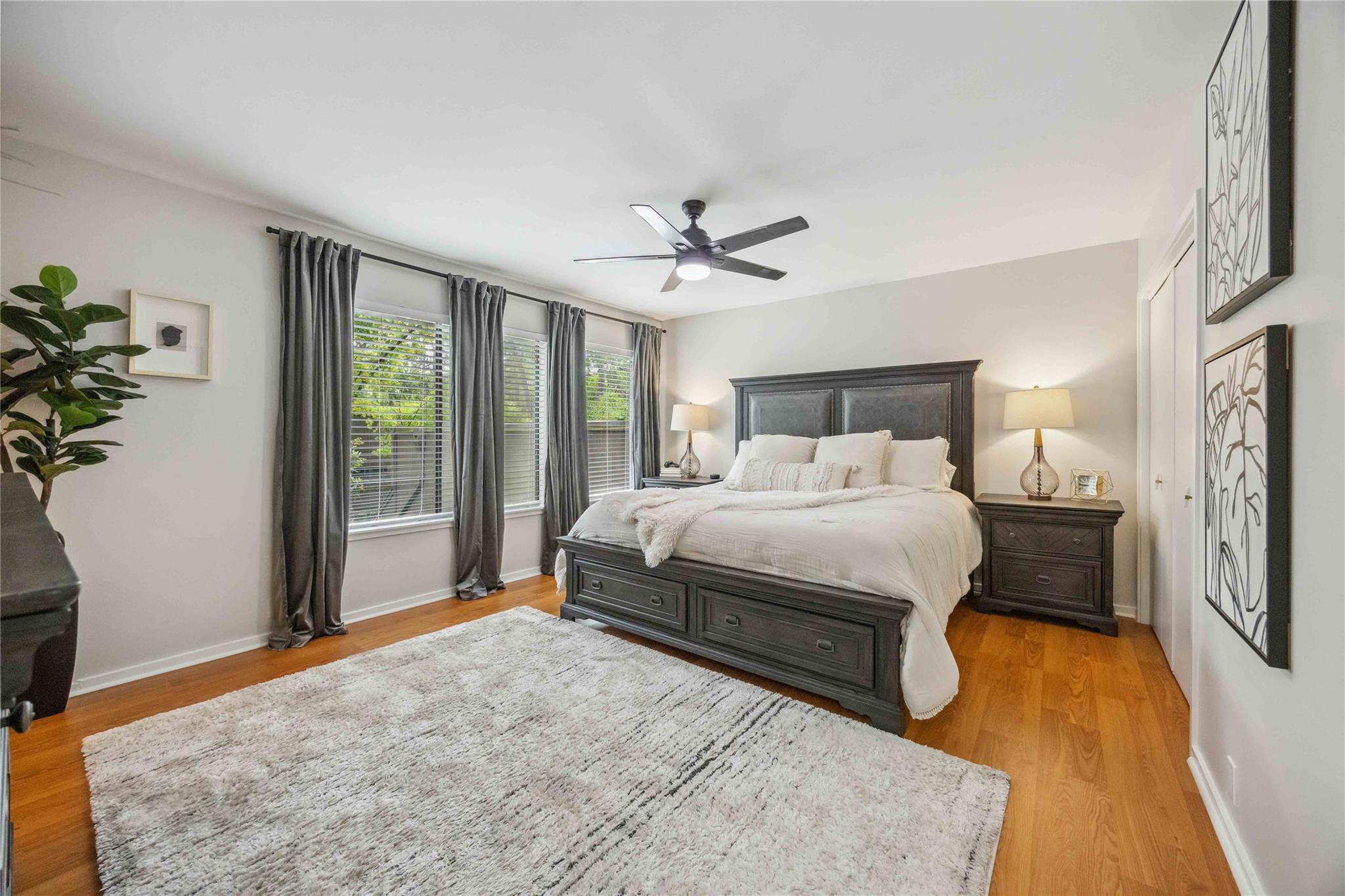 3 Litchfield Lane # 220