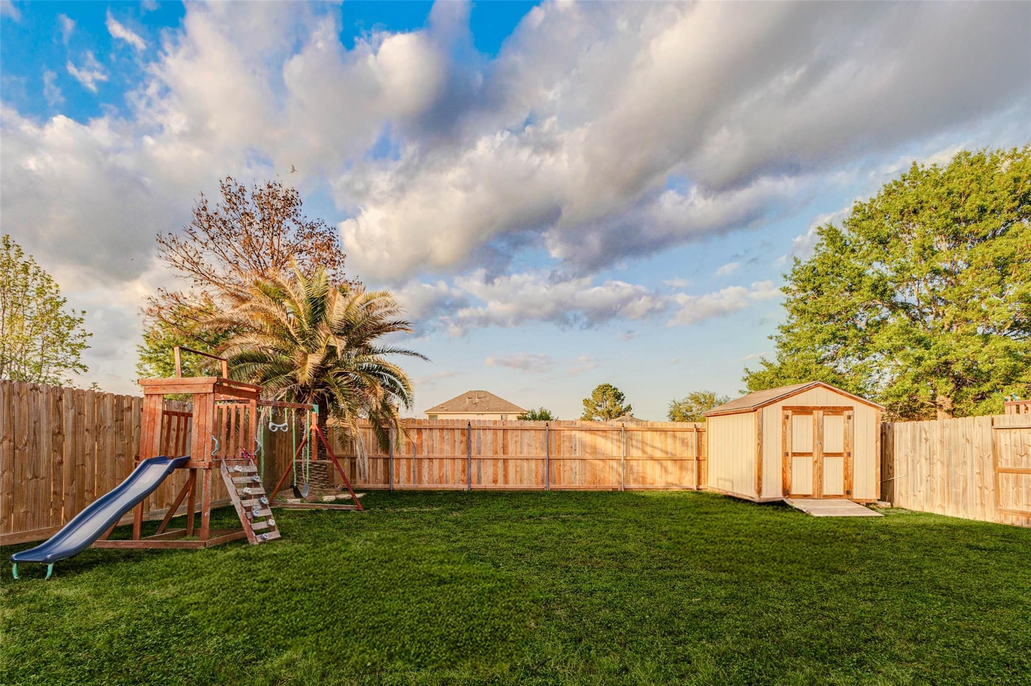 822 Autumn Point Lane