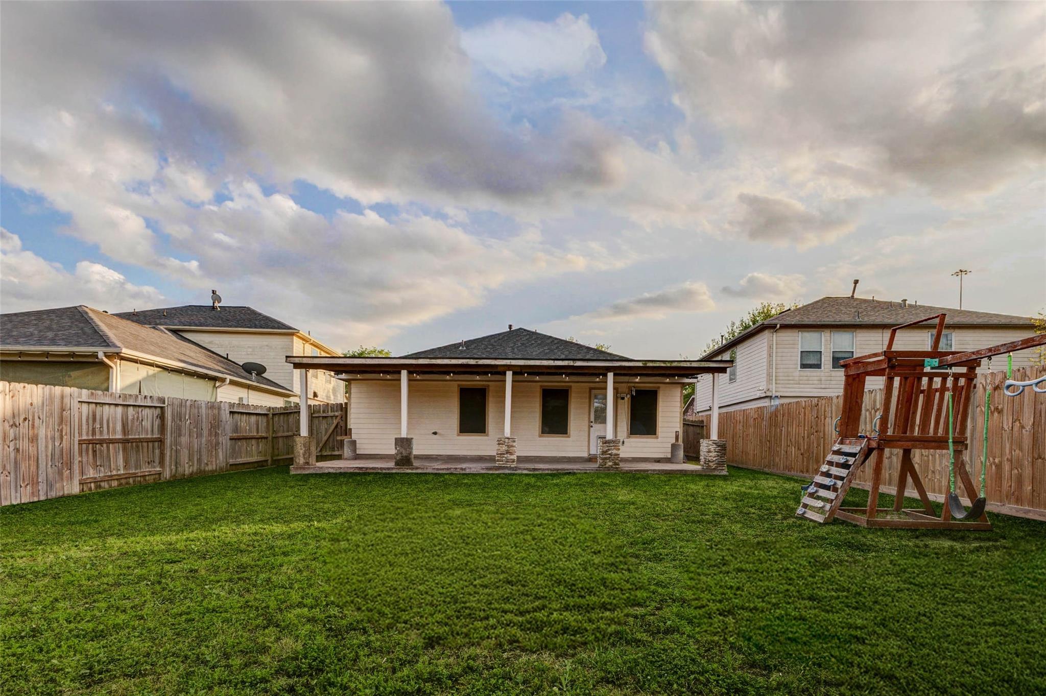 822 Autumn Point Lane