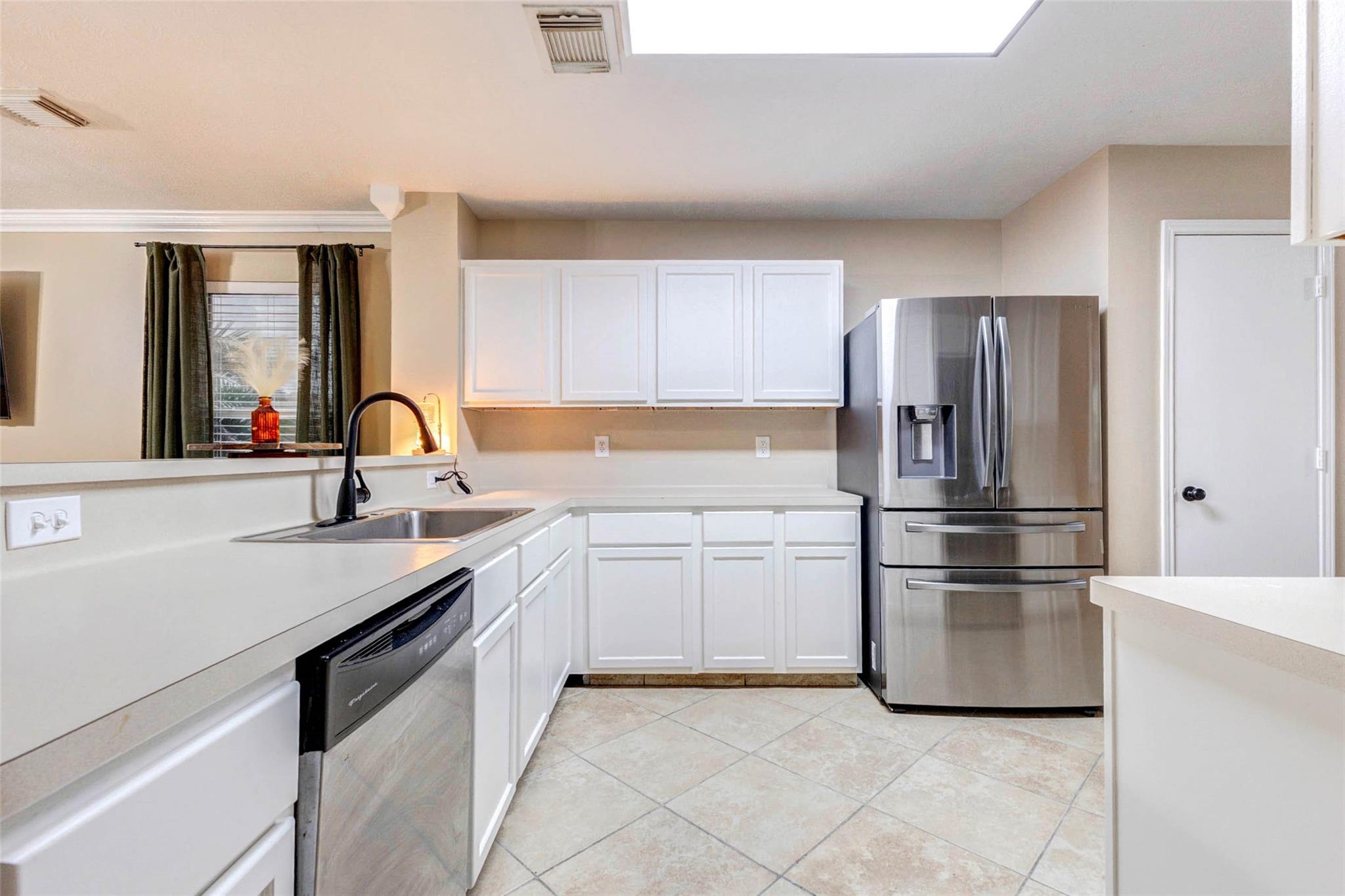 822 Autumn Point Lane