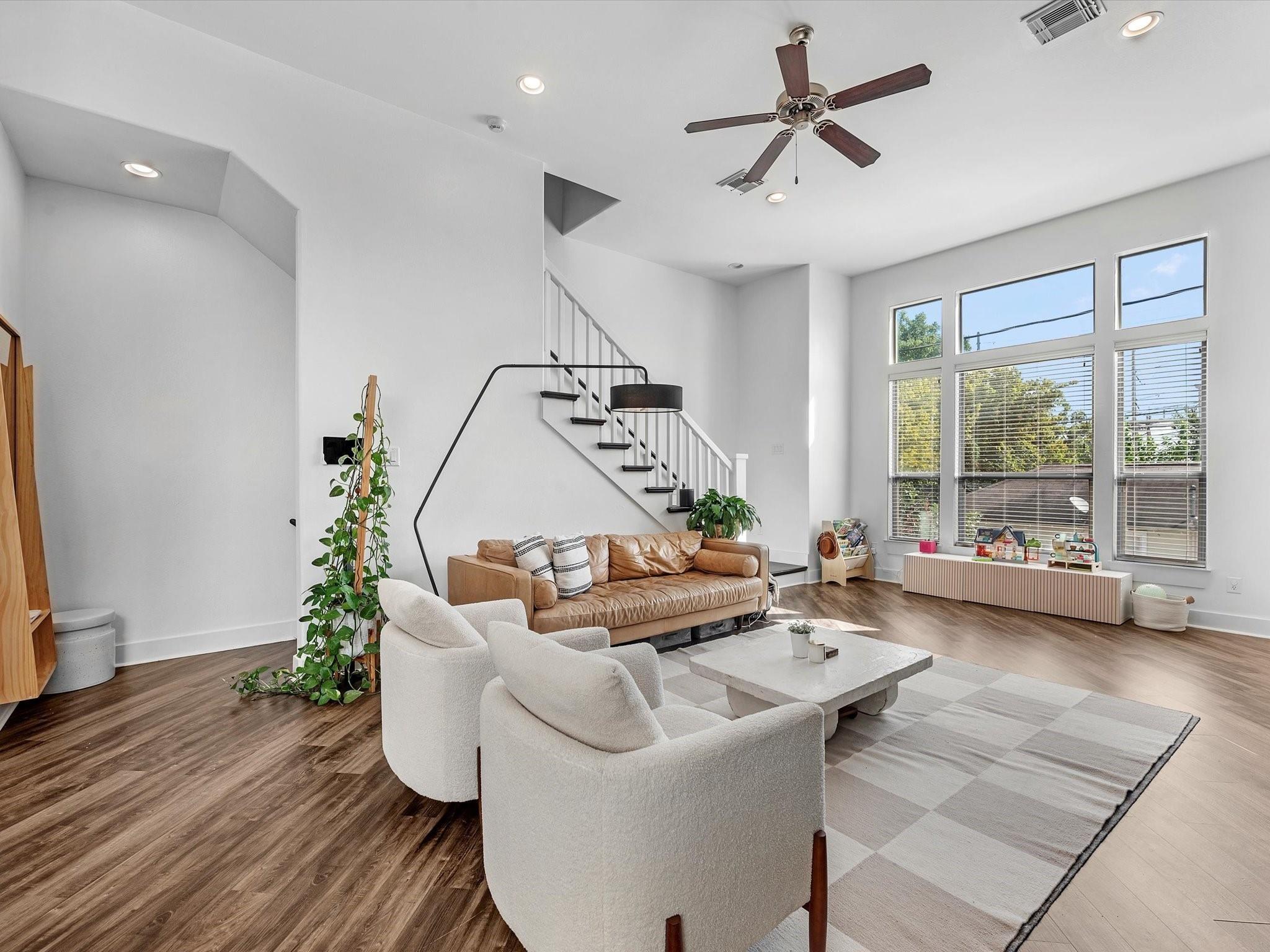 3421 Gillespie Street