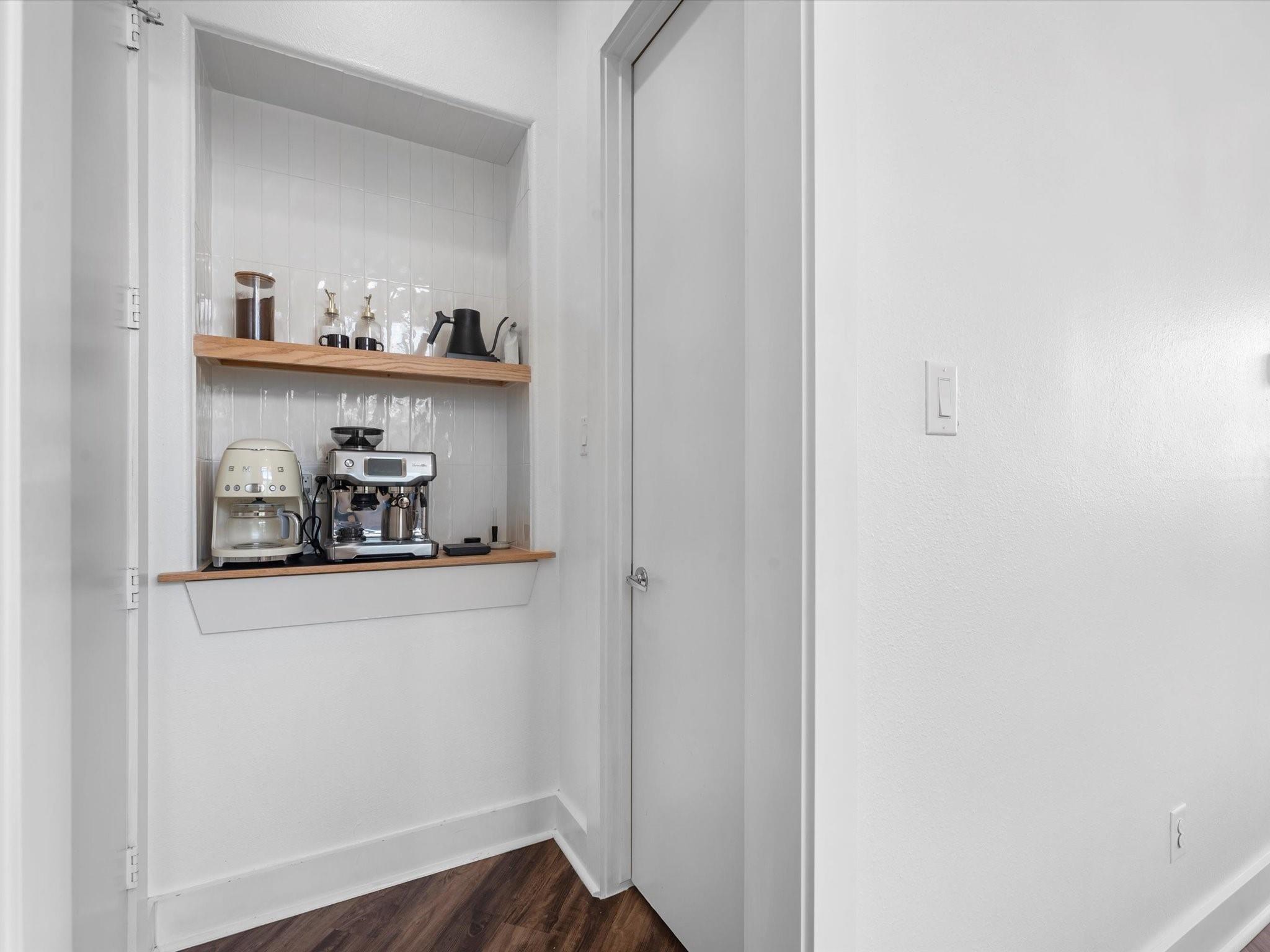 3421 Gillespie Street