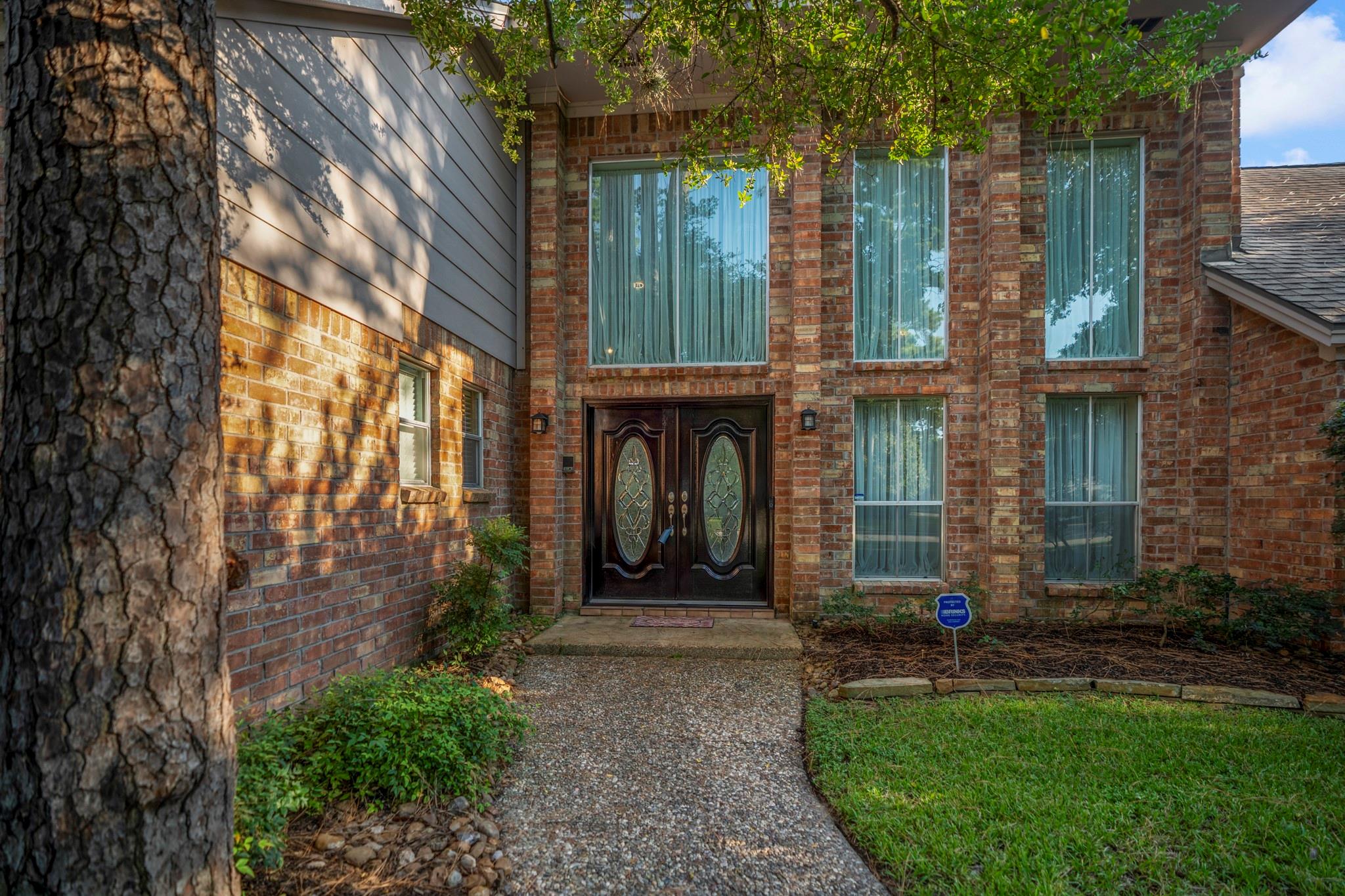 12227 Moorcreek Drive