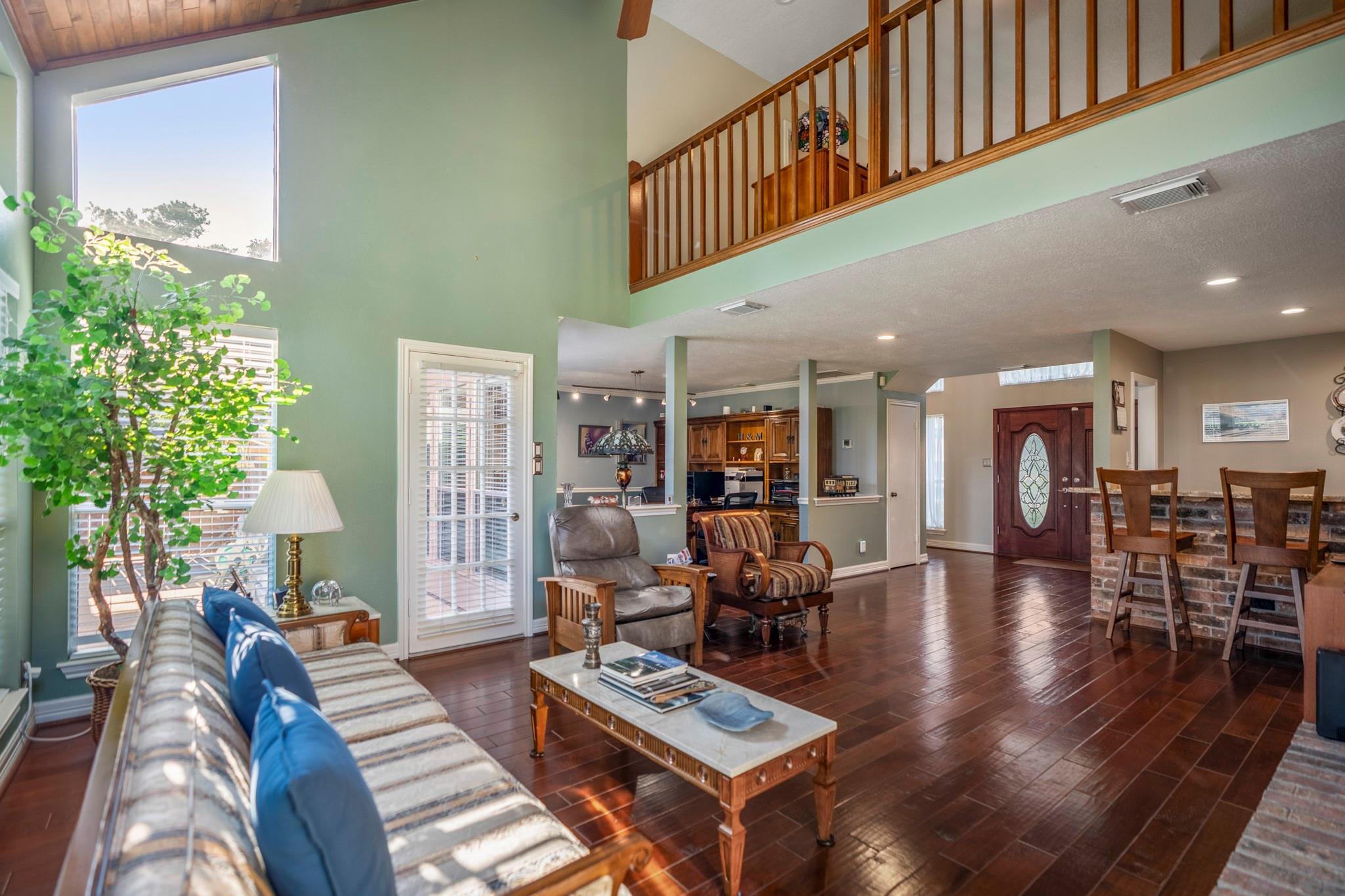 12227 Moorcreek Drive