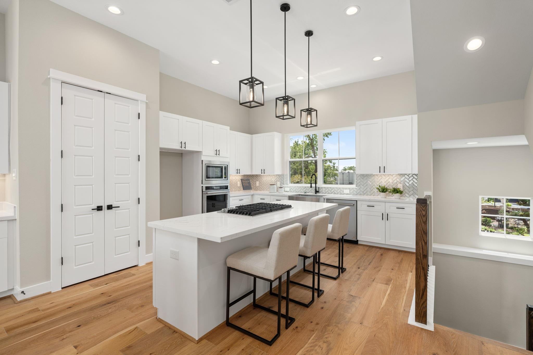 5830 Highland Sun Lane